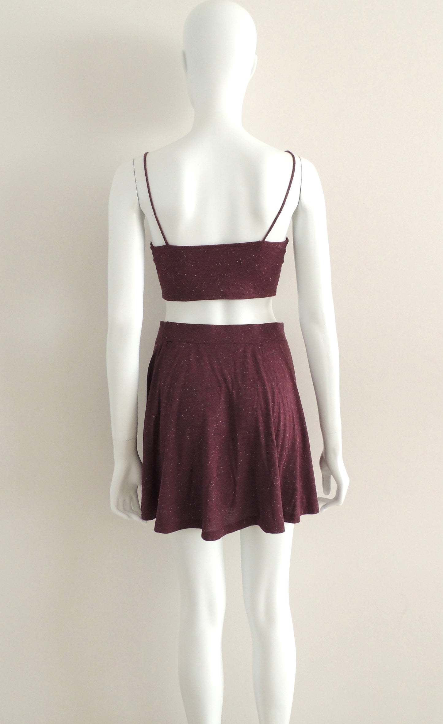 Conjunto sin marca (sin talla, como un S)