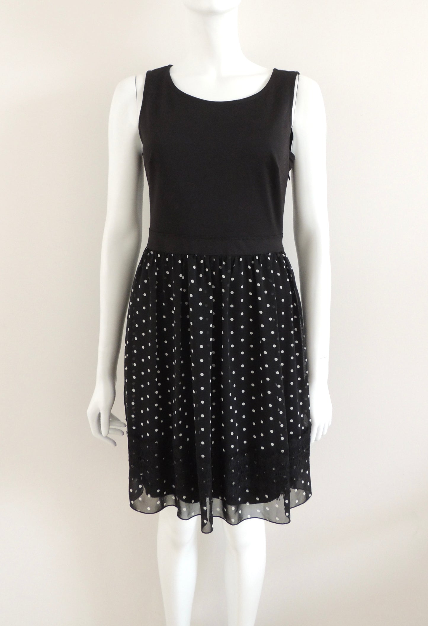 Vestido En Focus Studio (talla USA 6)