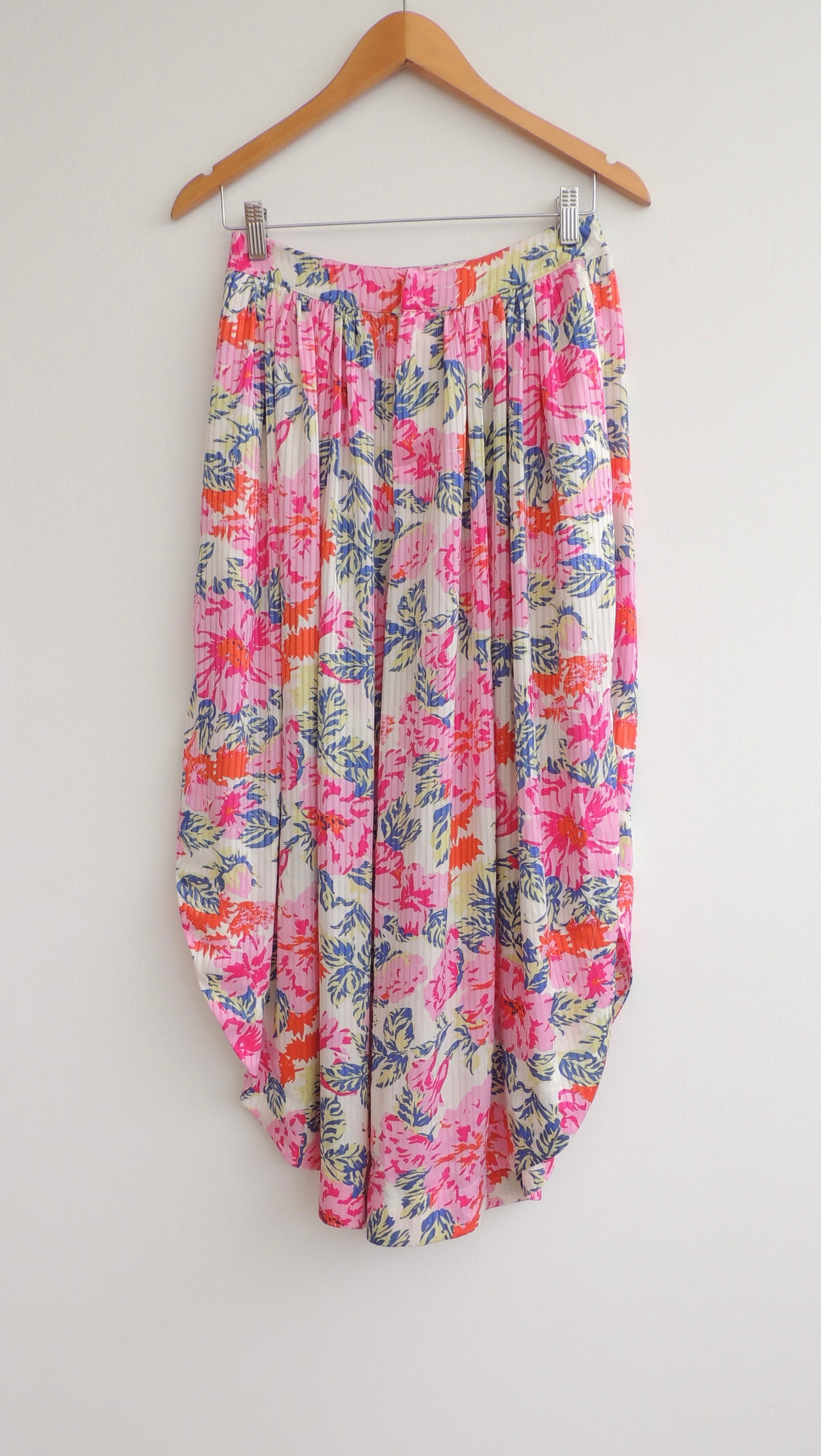 Pantalón Forever 21 (talla S)