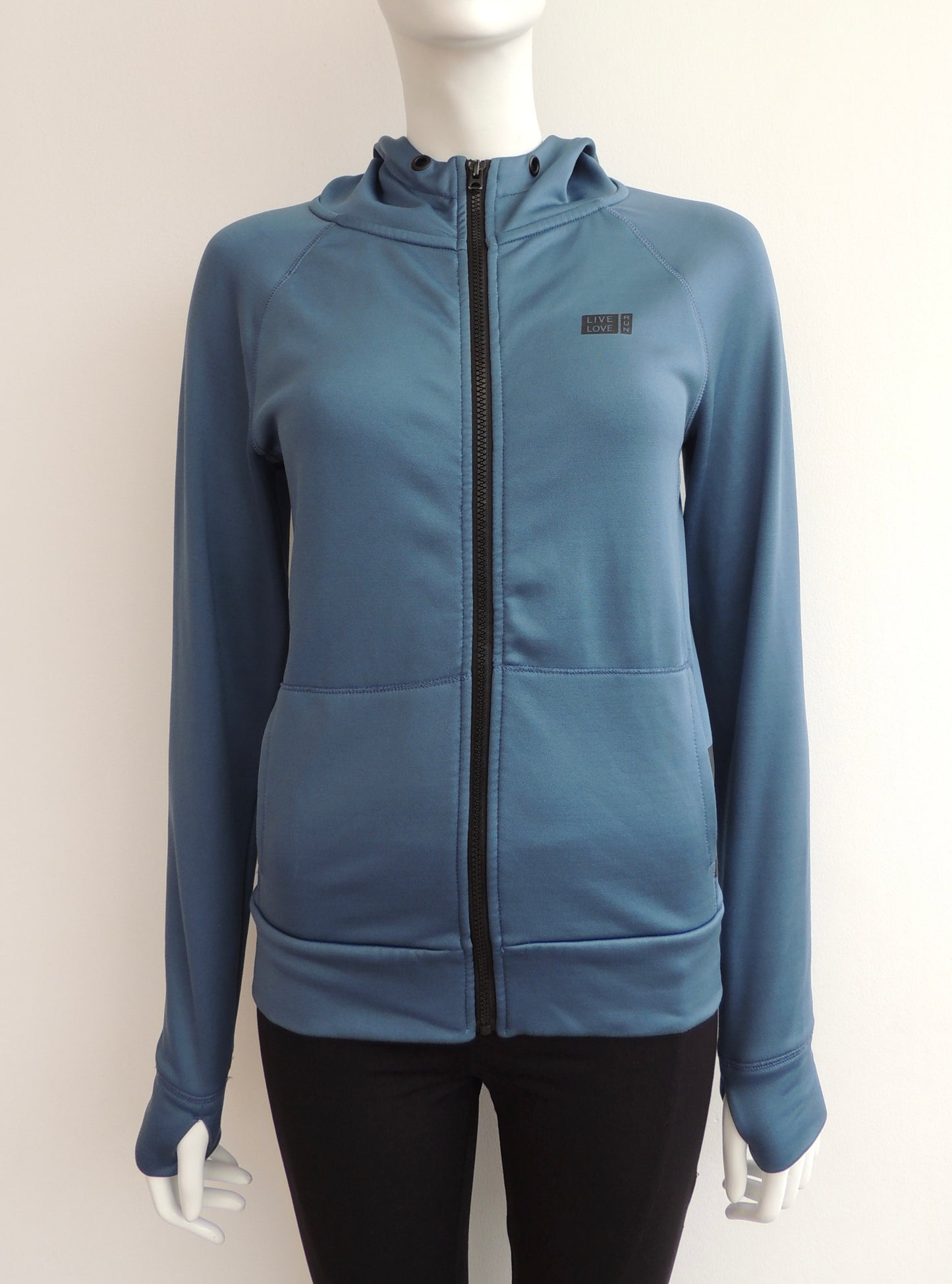 Casaca Deportiva Live Love Dream (talla S)