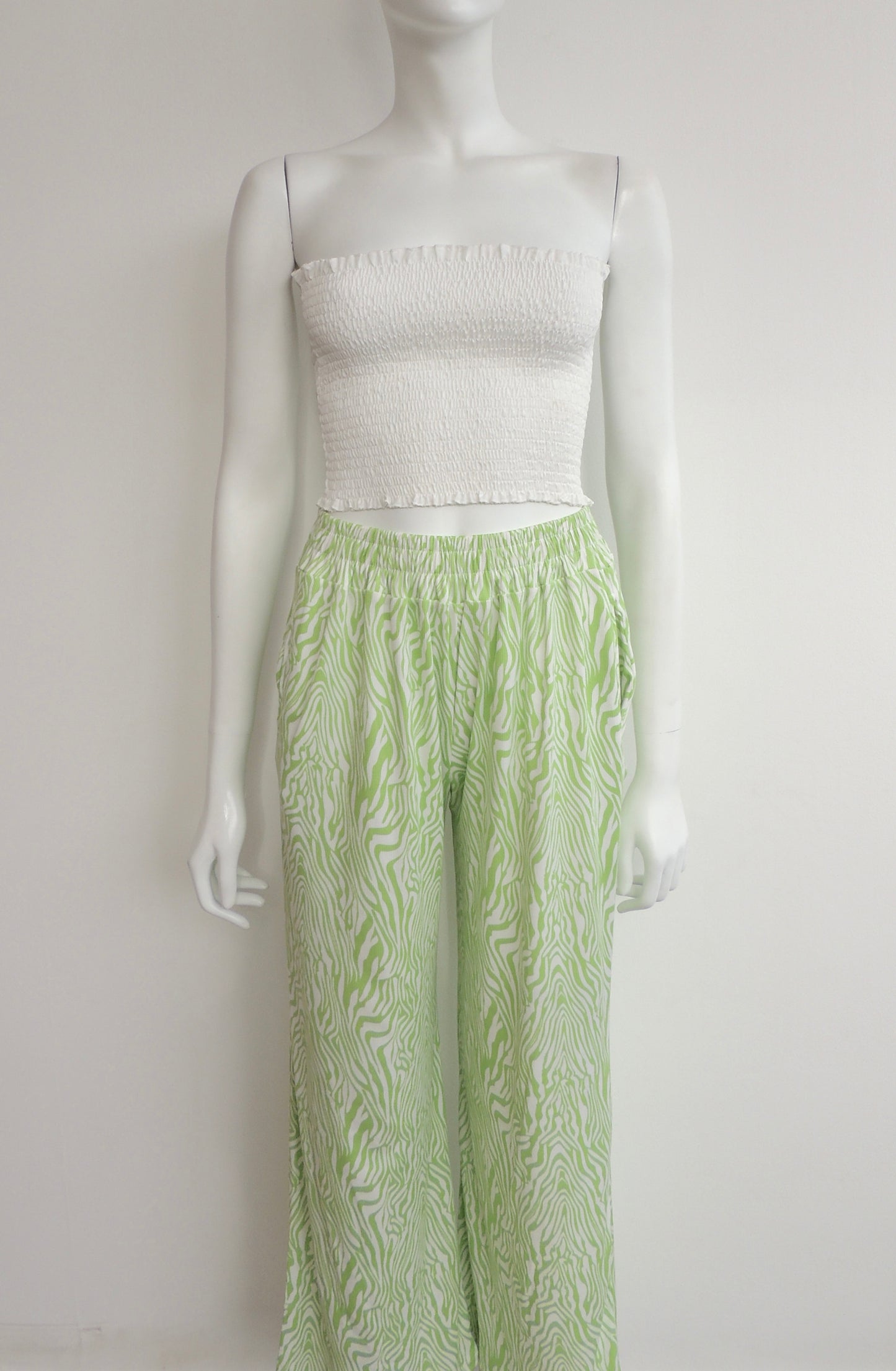 Pantalon sin marca (sin talla, como un S)