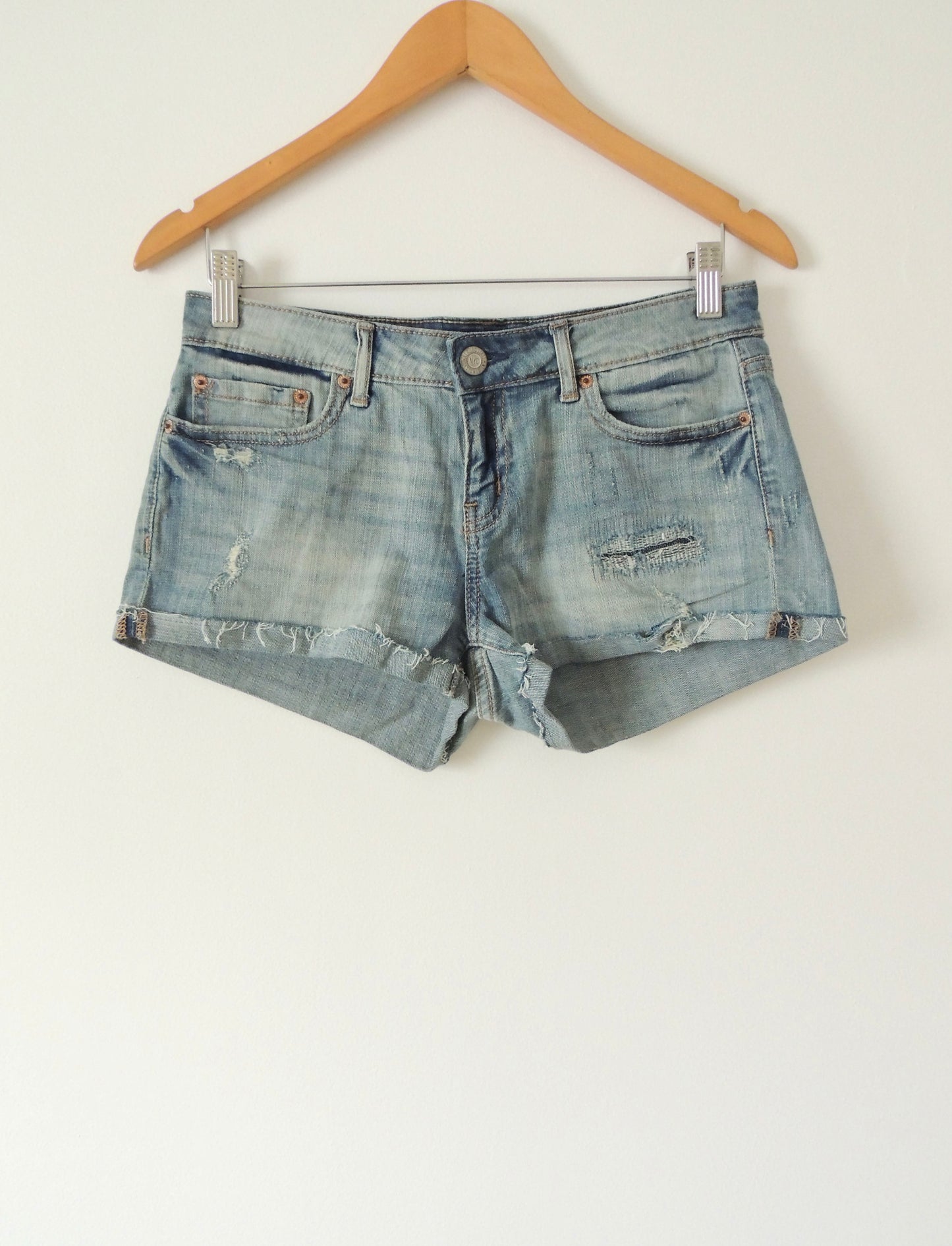 Short Aeropostale (talla 6)