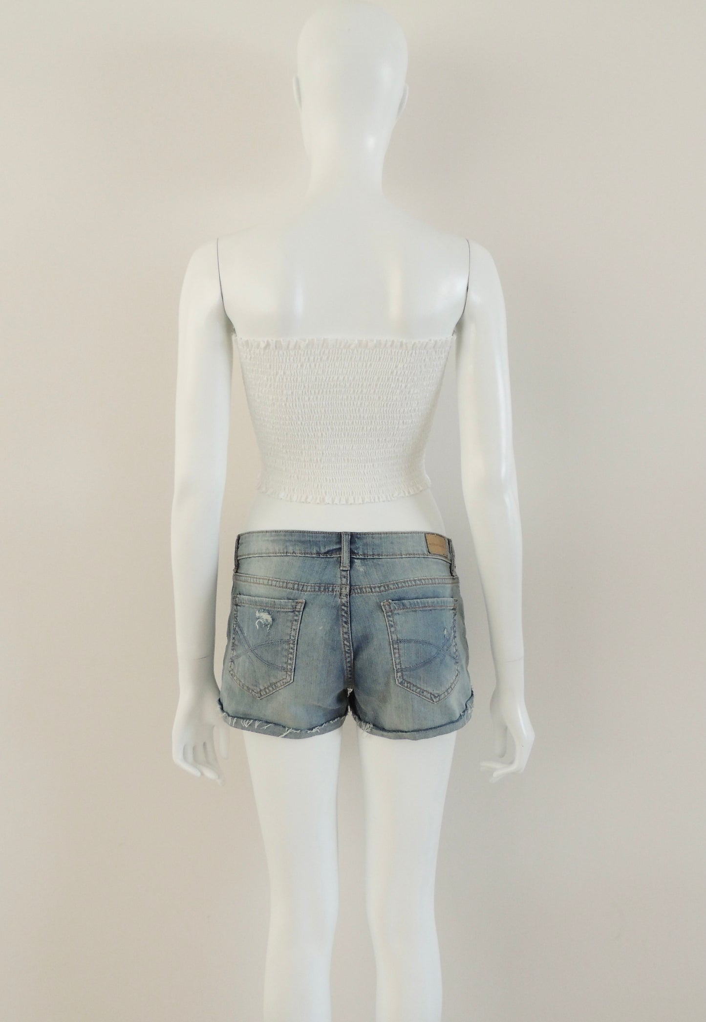 Short Aeropostale (talla 6)