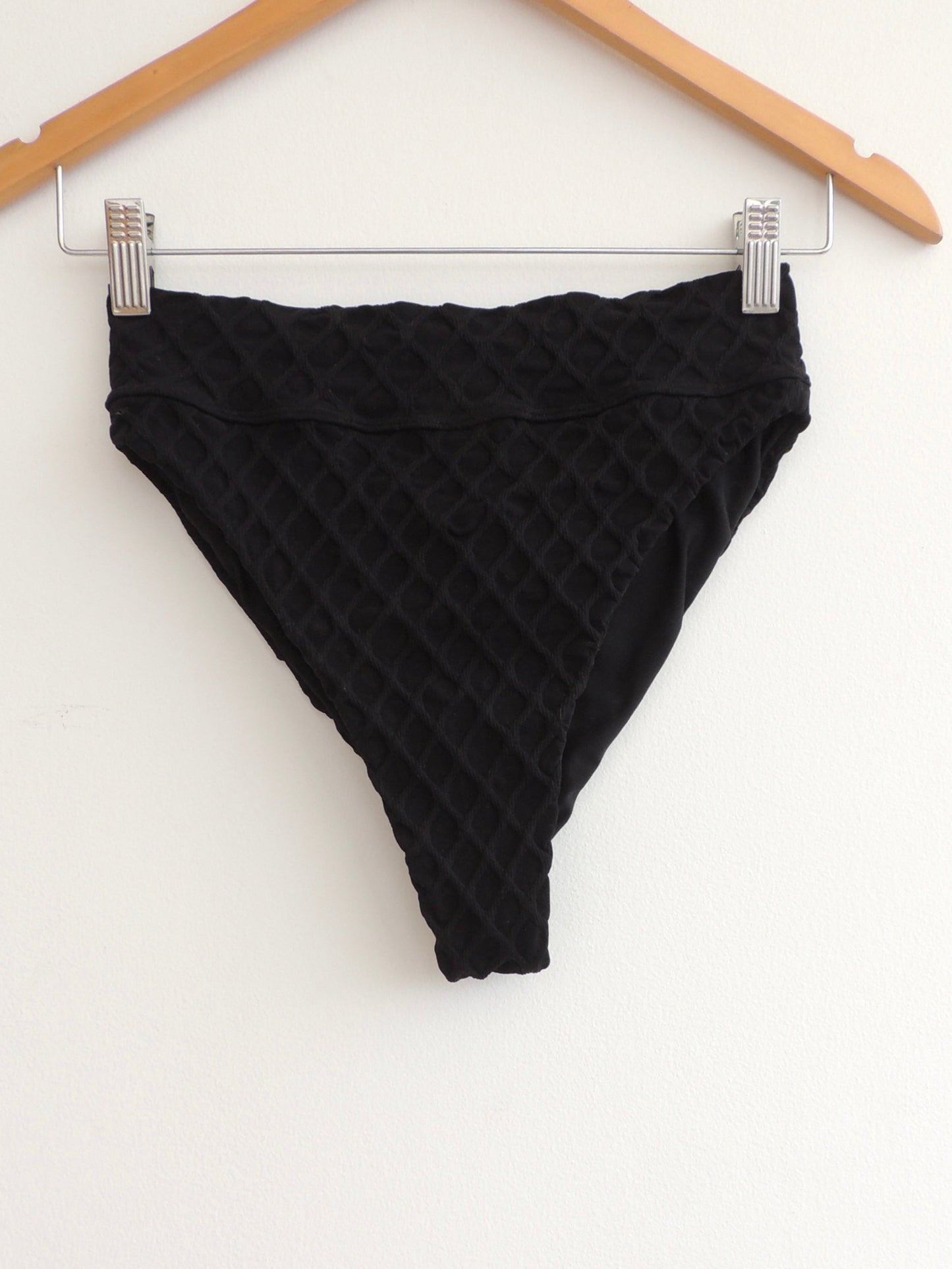 Conjunto Bikini Aguaclara 3 piezas (talla M, sin uso)