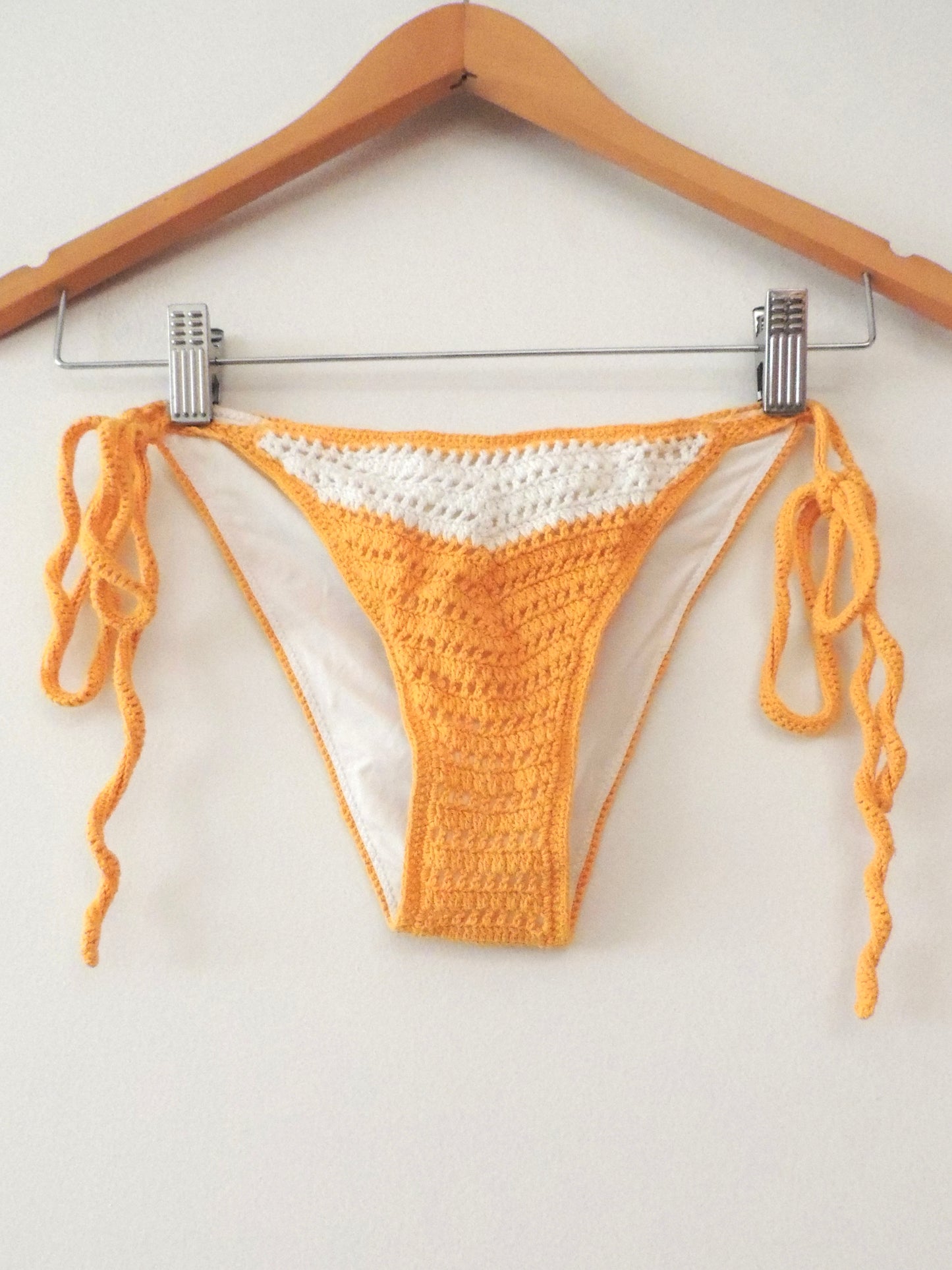Conjunto Bikini Sfera (talla M, sin uso)
