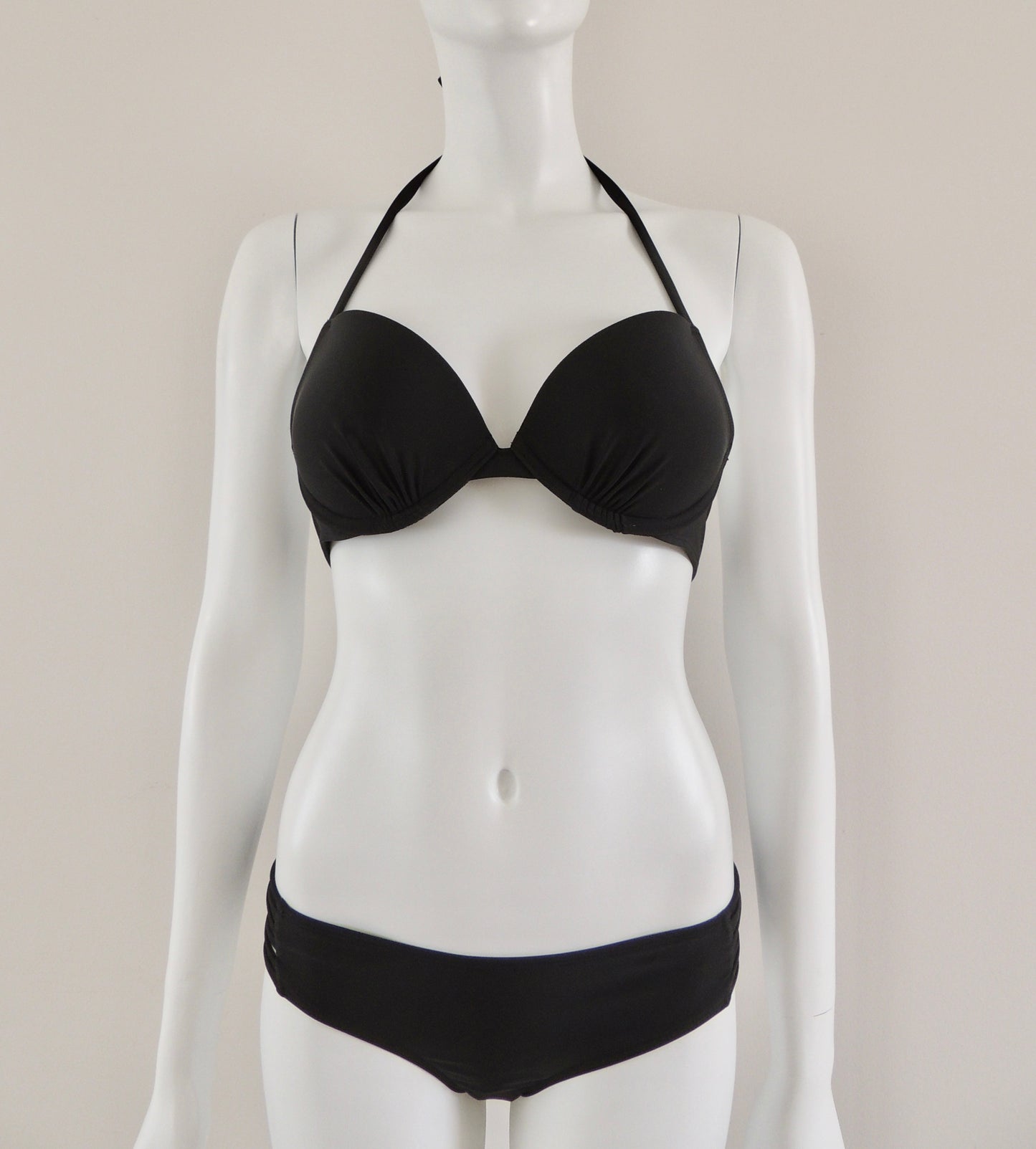 Conjunto Bikini Aeropostale (talla M, sin uso)