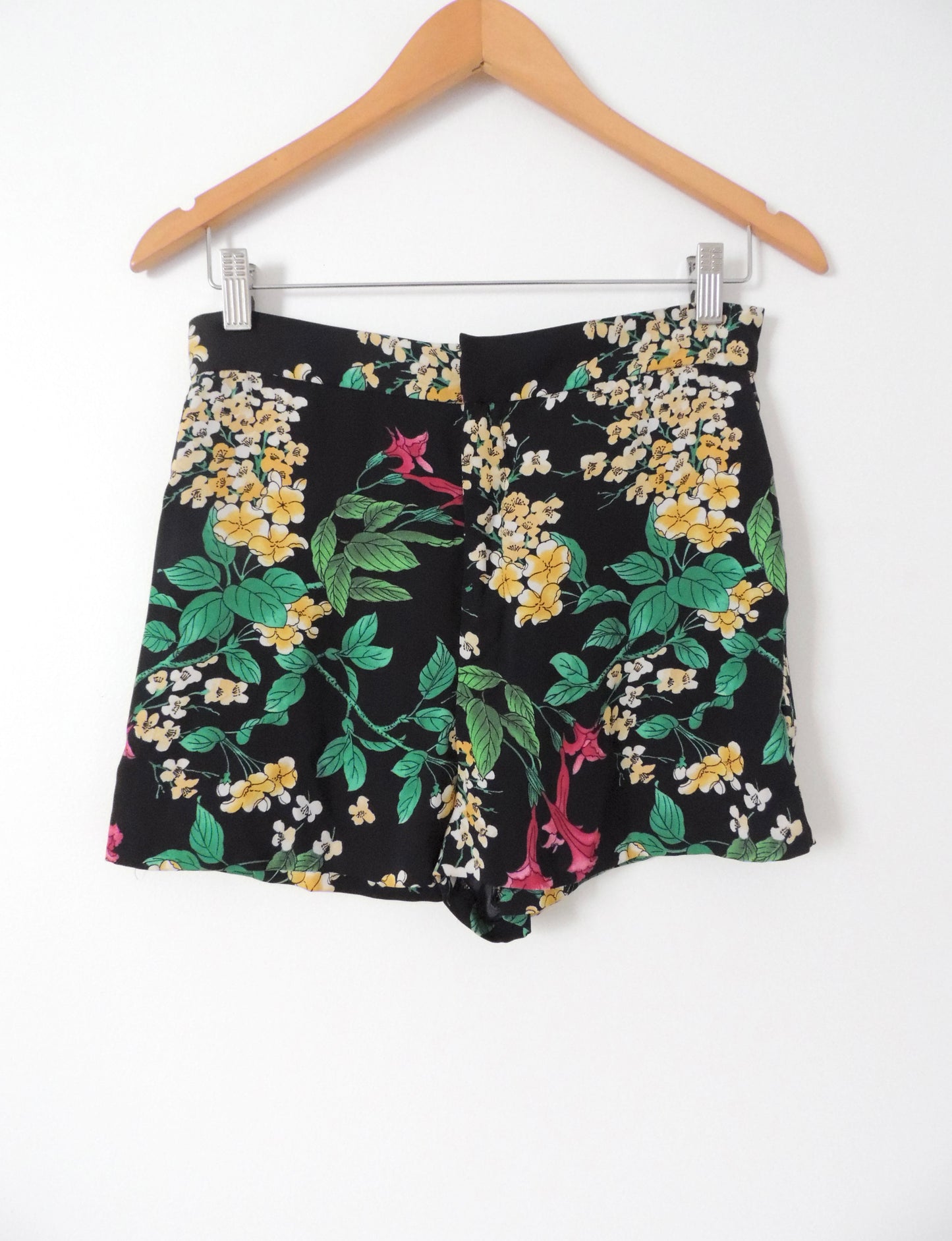 Short Zara (talla M)