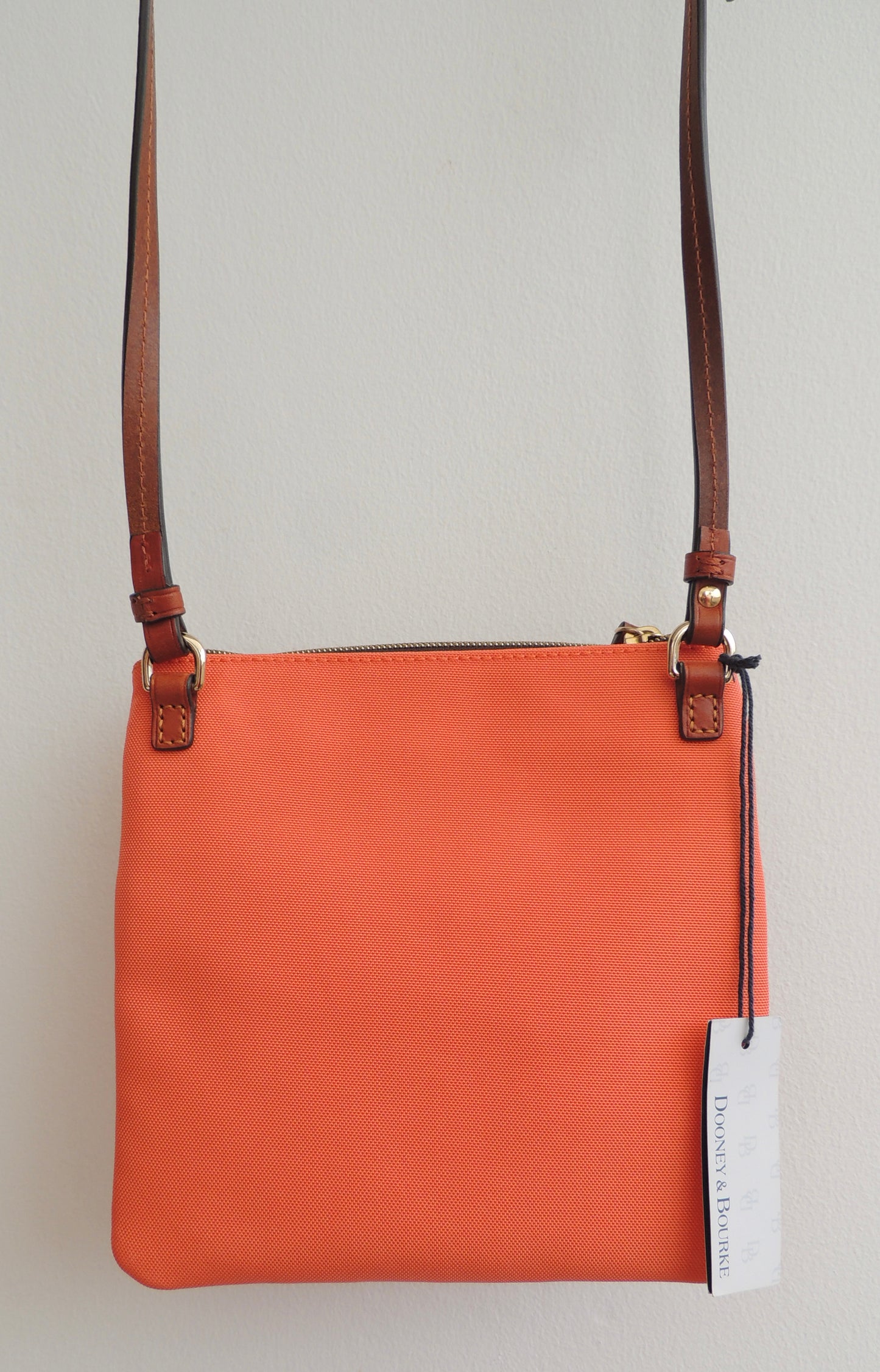 Cartera Dooney & Bourke (con etiqueta)