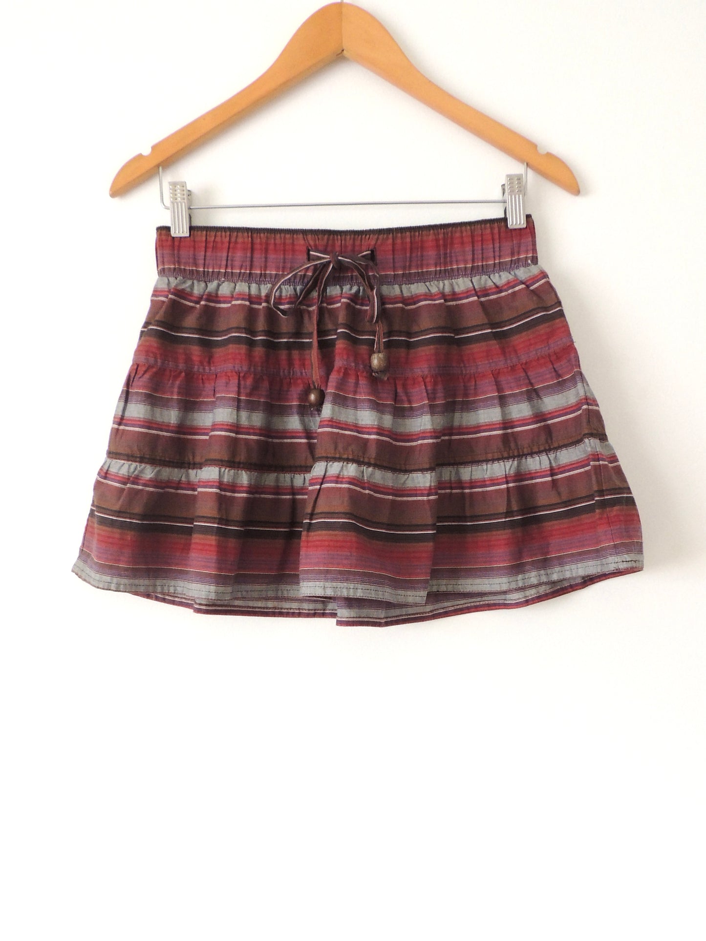 Falda Charlotte Russe (talla S, con etiqueta)