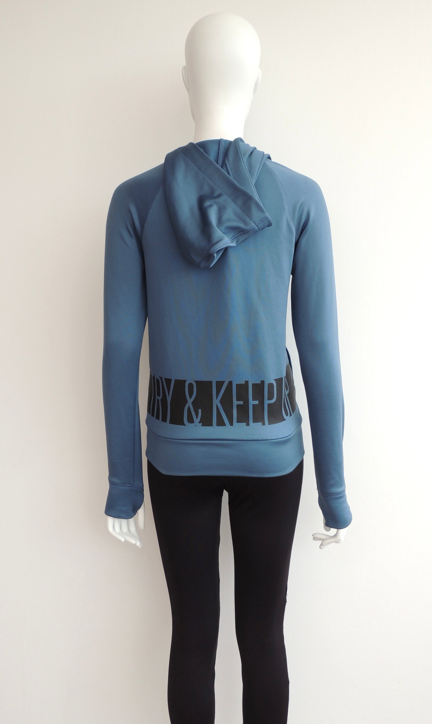 Casaca Deportiva Live Love Dream (talla S)