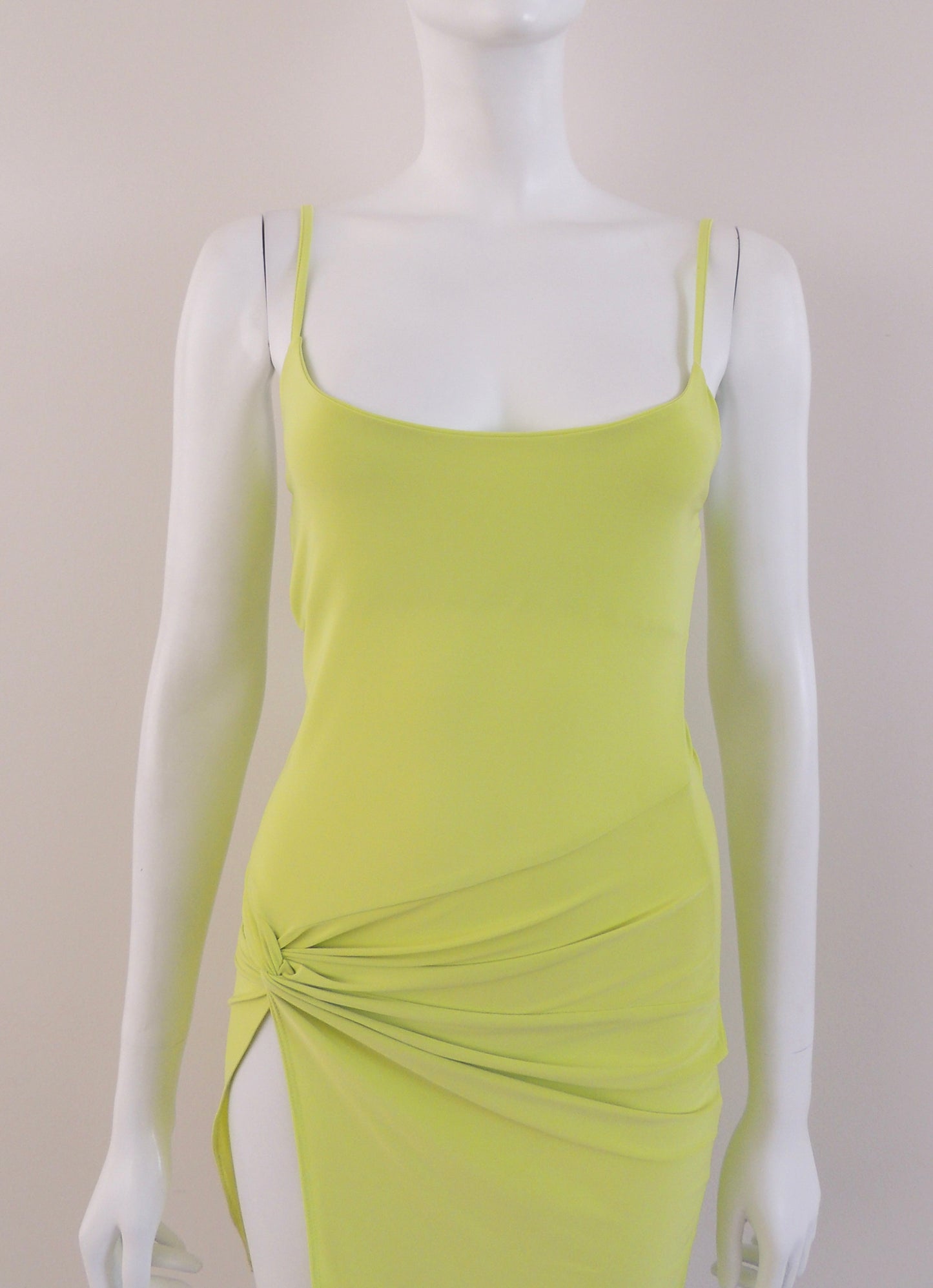 Vestido PrettyLittleThing (talla EUR 38 = USA 6)