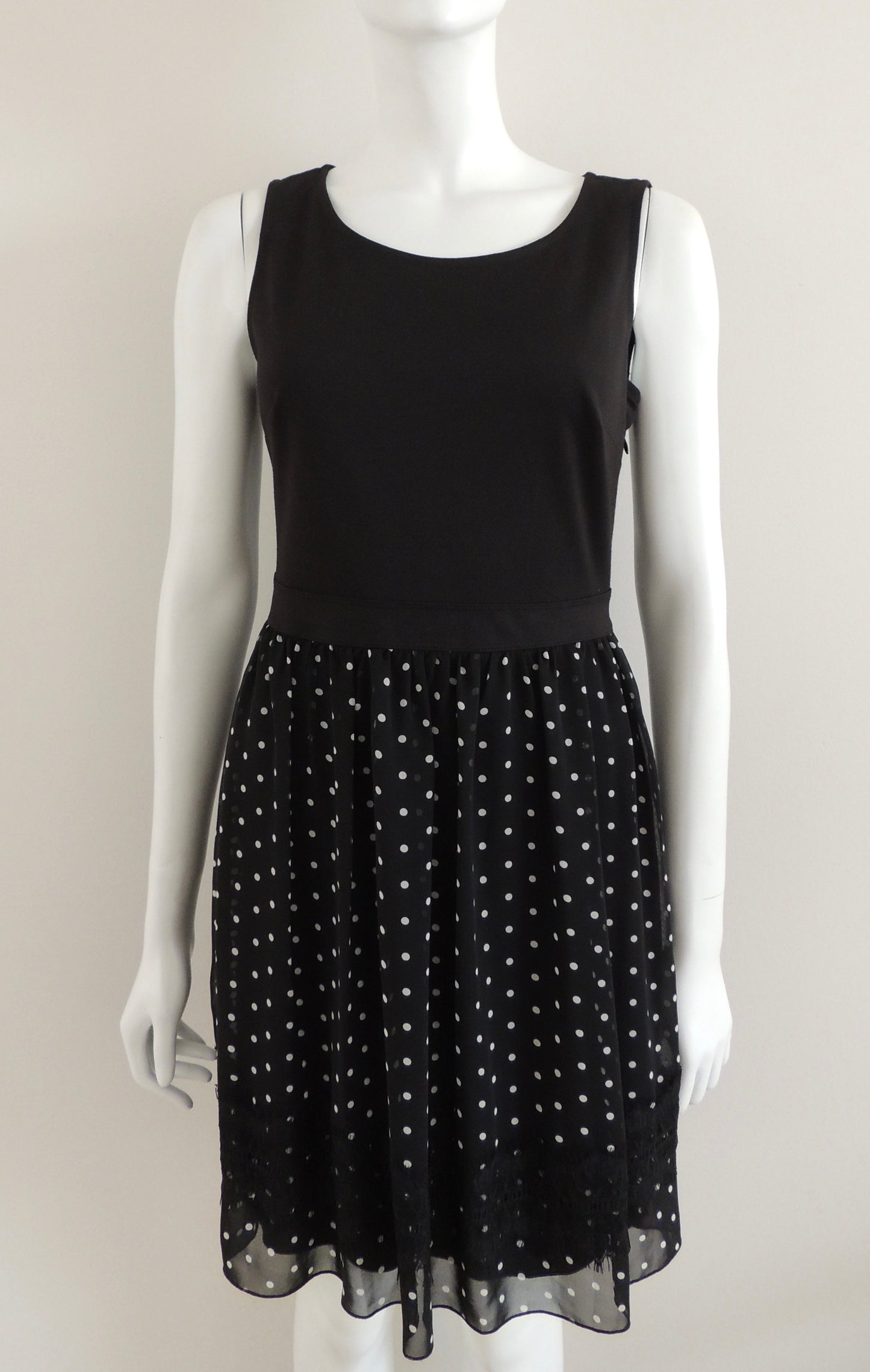 Vestido En Focus Studio (talla USA 6)