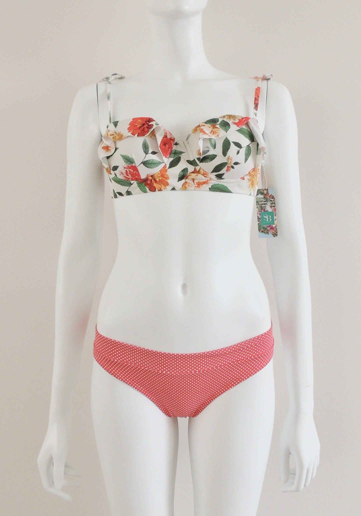 Conjunto Bikini Sabz (talla S, con etiqueta)