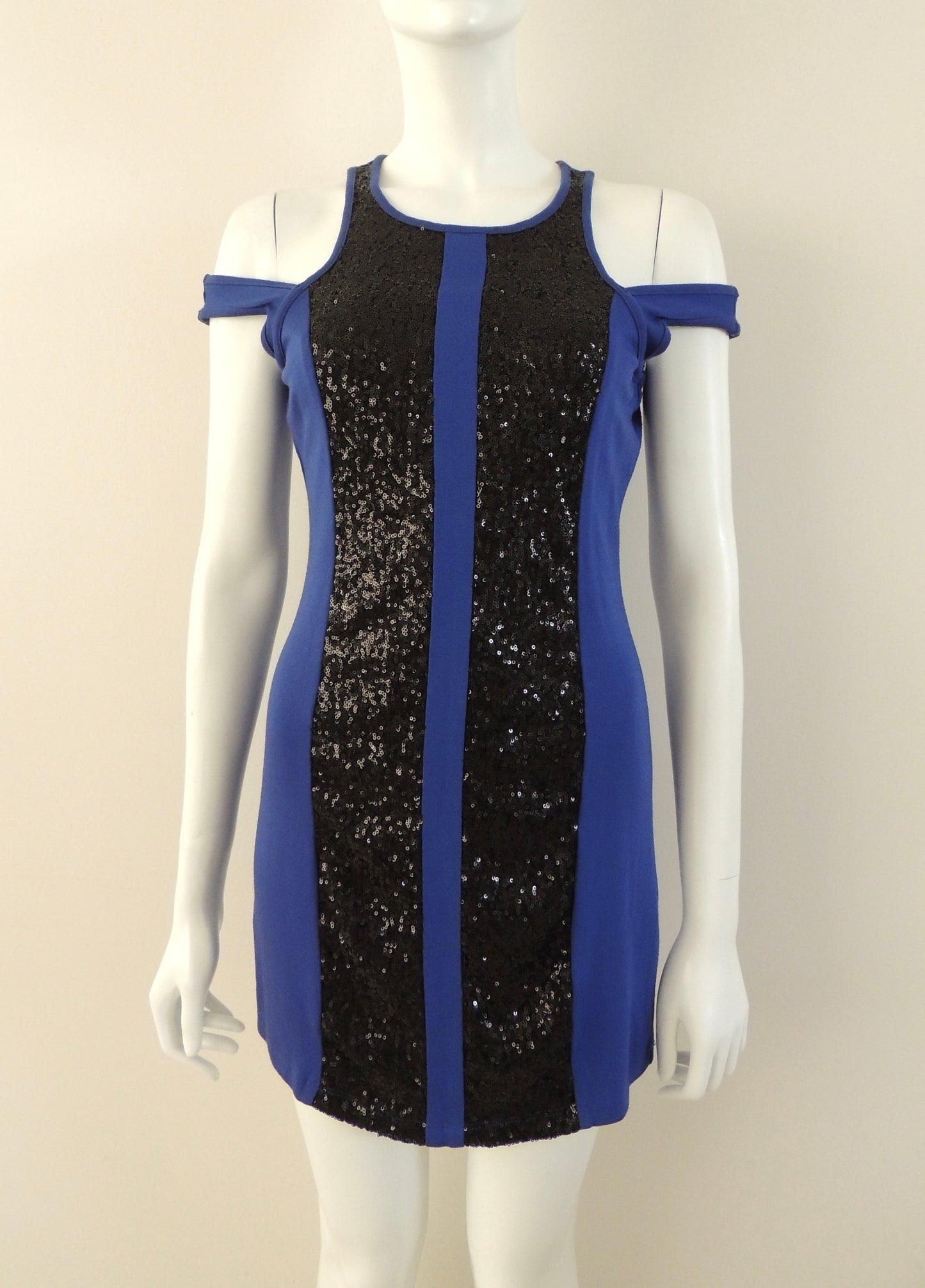 Vestido 2b Bebe (talla S)