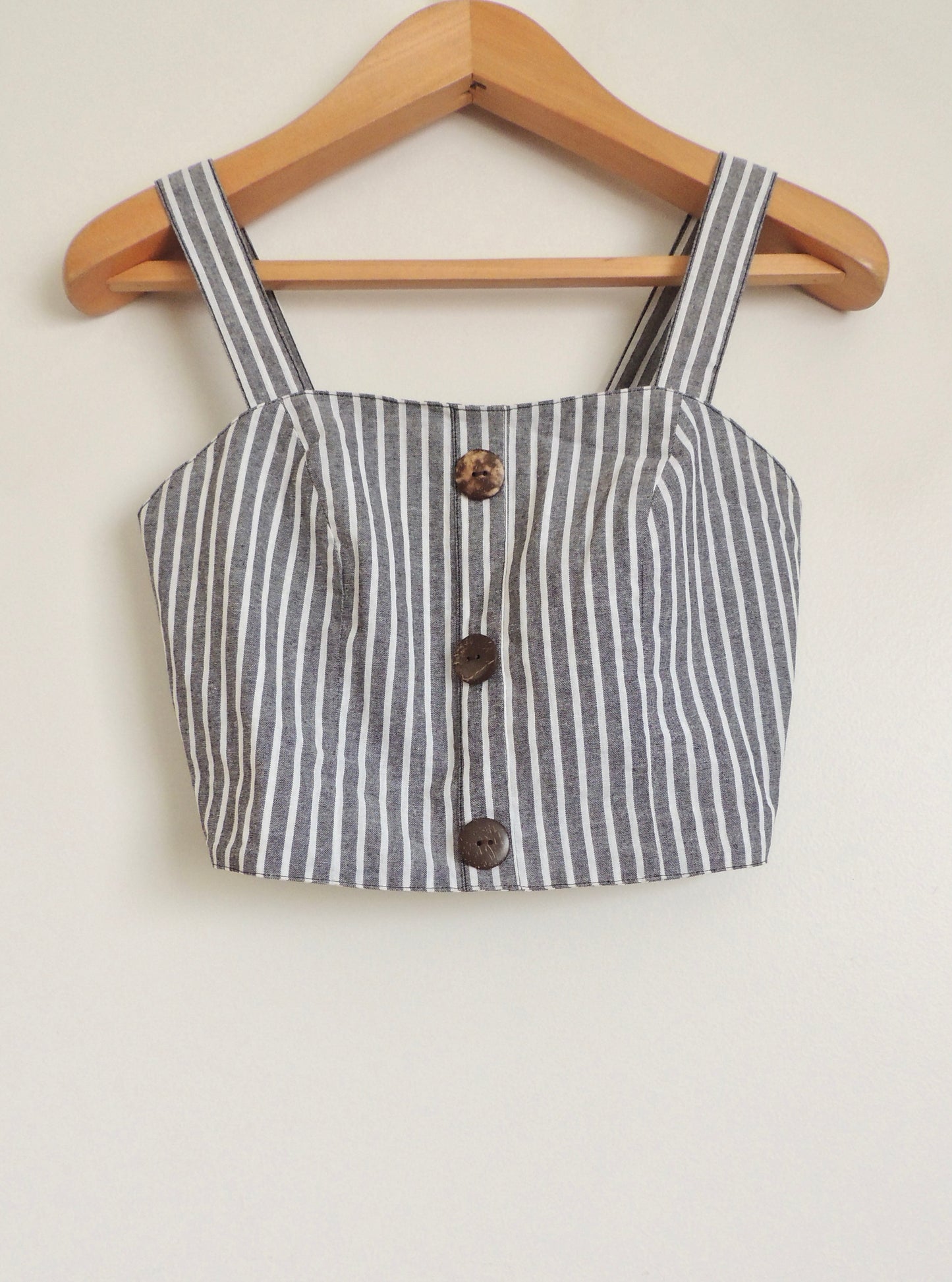 Top Dunkelvolk (talla S, sin uso)