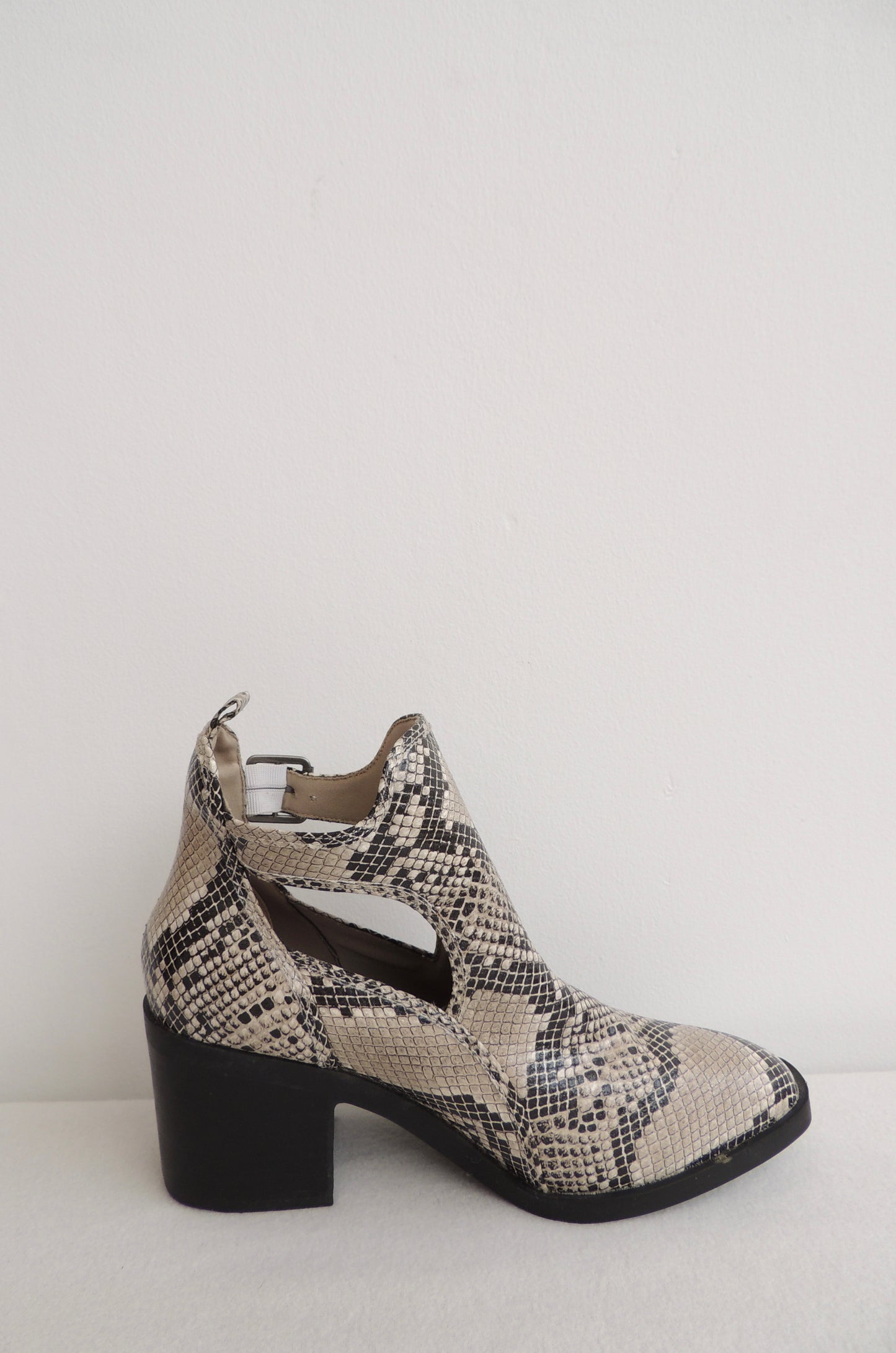 Botines Mia (talla 39)