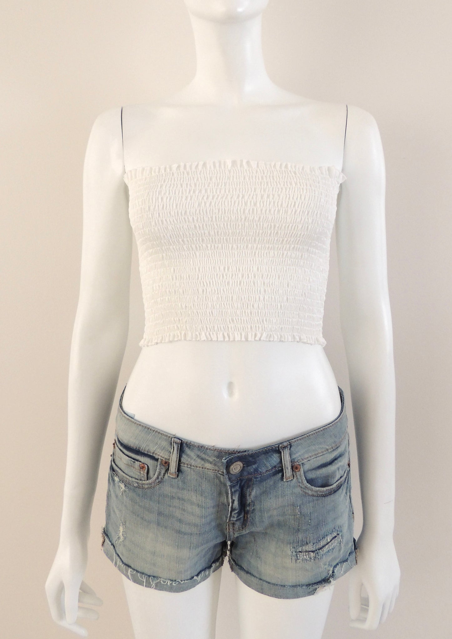 Short Aeropostale (talla 6)