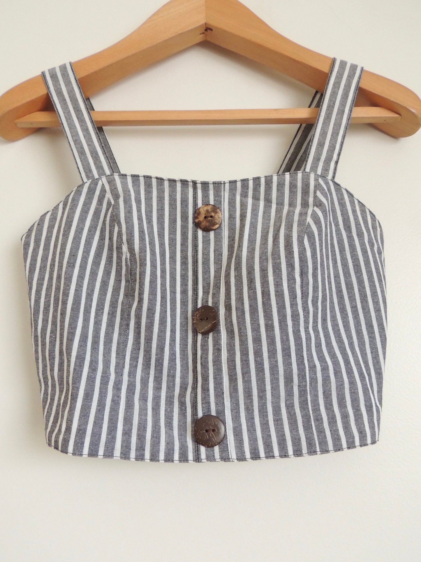 Top Dunkelvolk (talla S, sin uso)