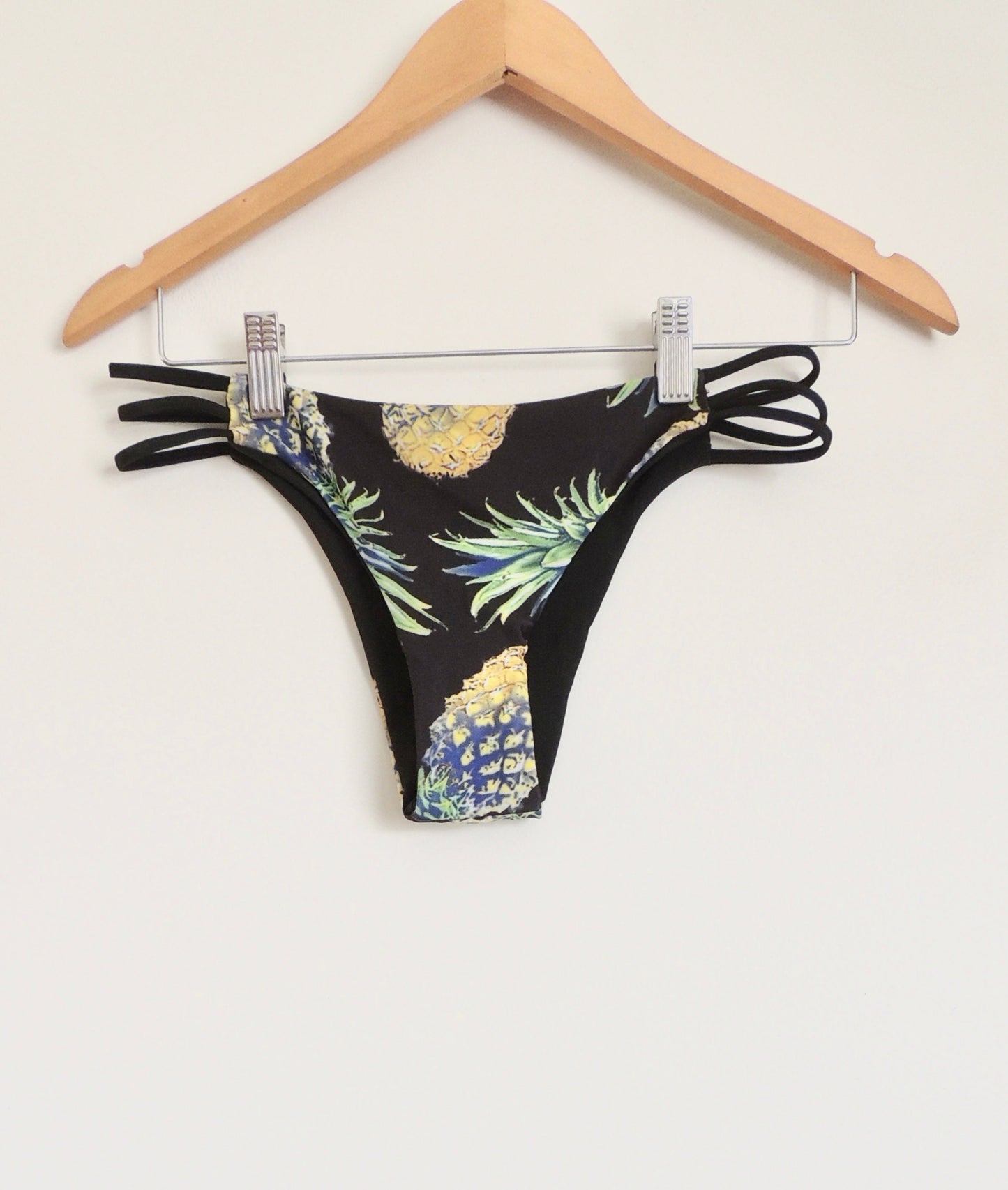 Calzón Bikini sin marca (talla S)