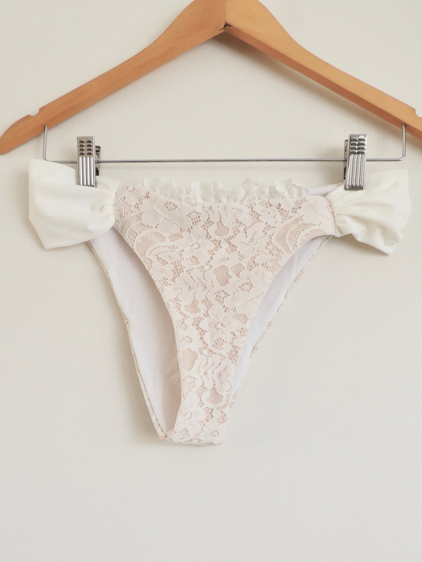 Conjunto Bikini Shein (talla M, sin uso)