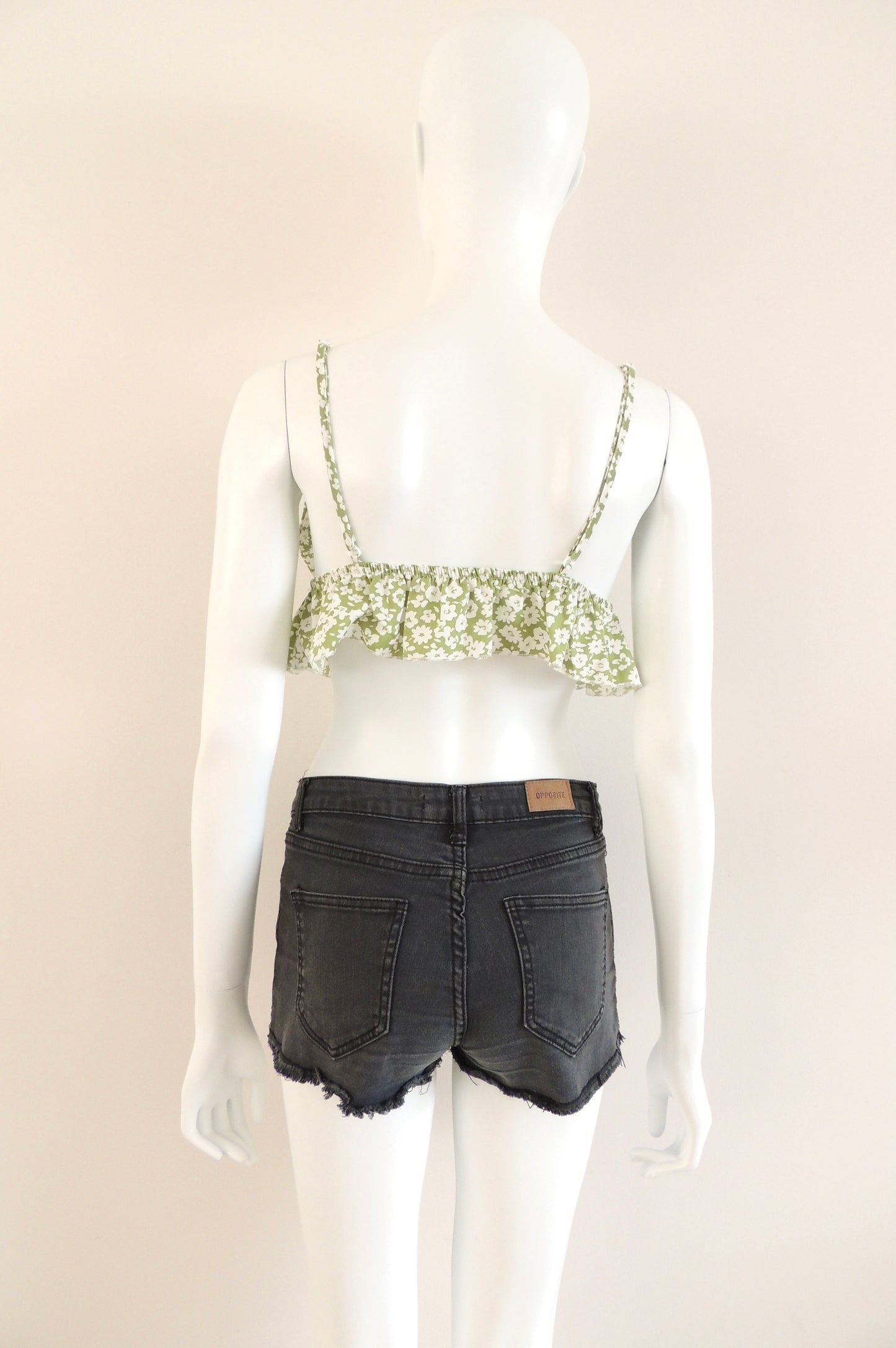 Top sin marca (sin talla, sin uso)