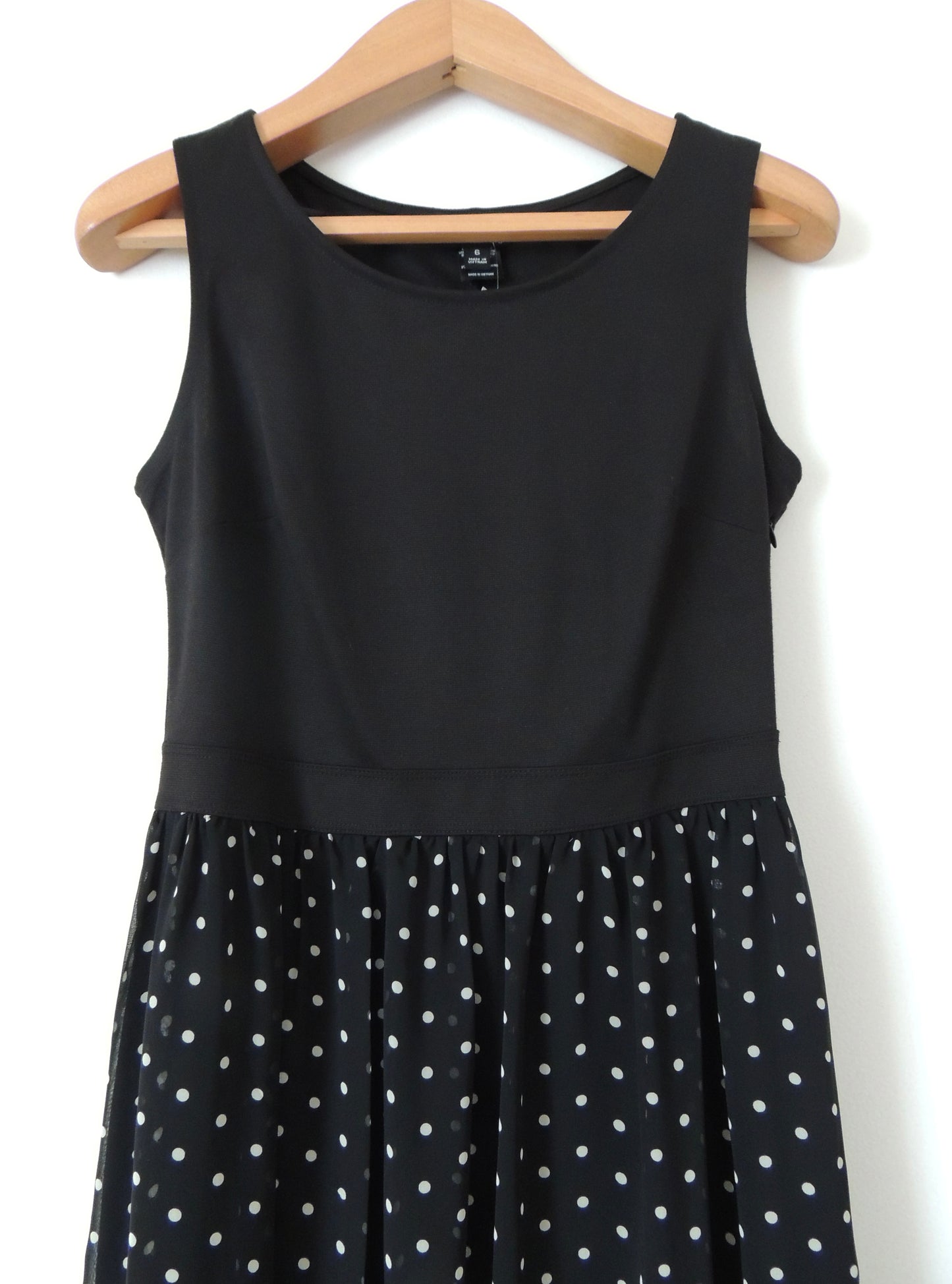 Vestido En Focus Studio (talla USA 6)