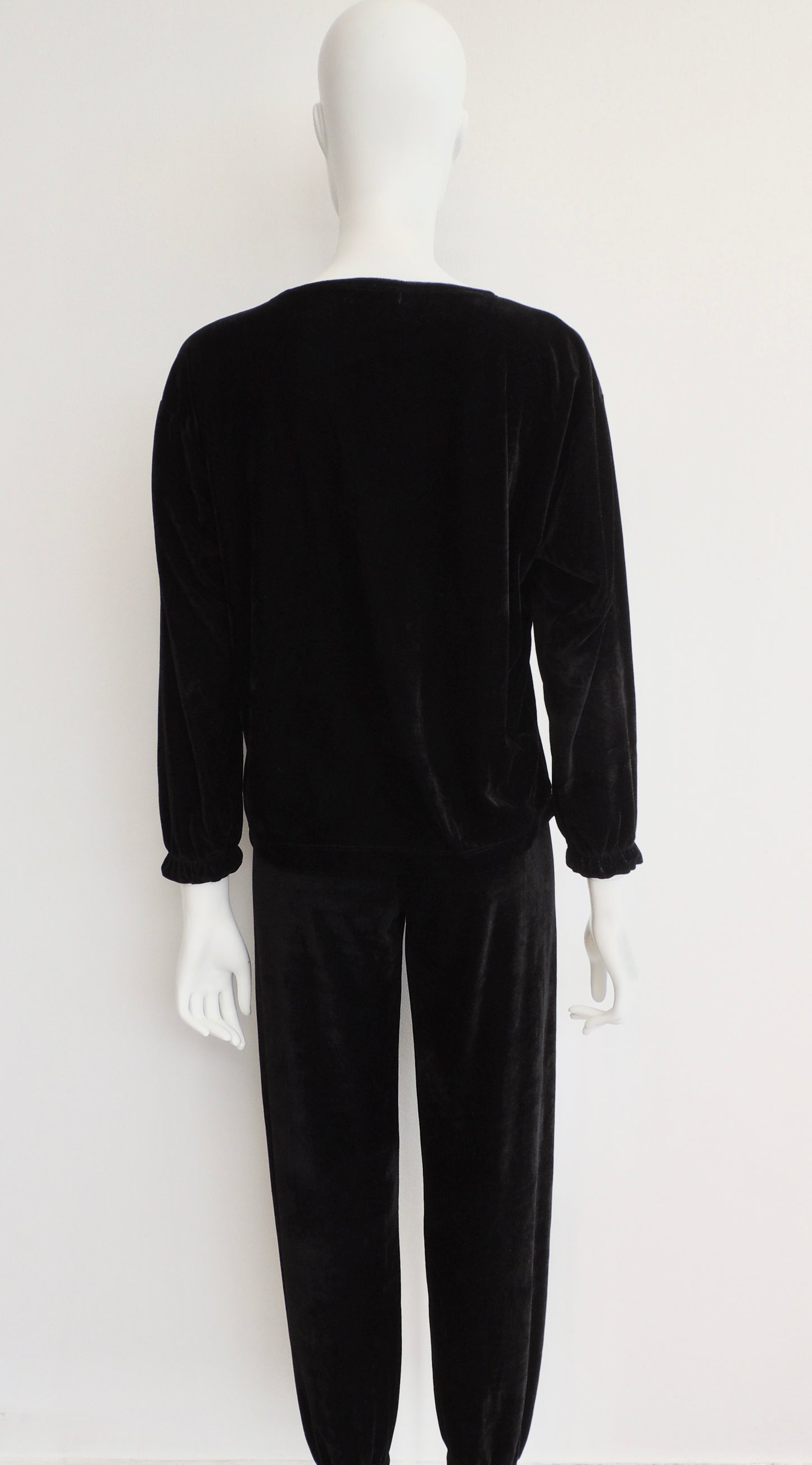 Conjunto de Buzo Mash (talla S/M)