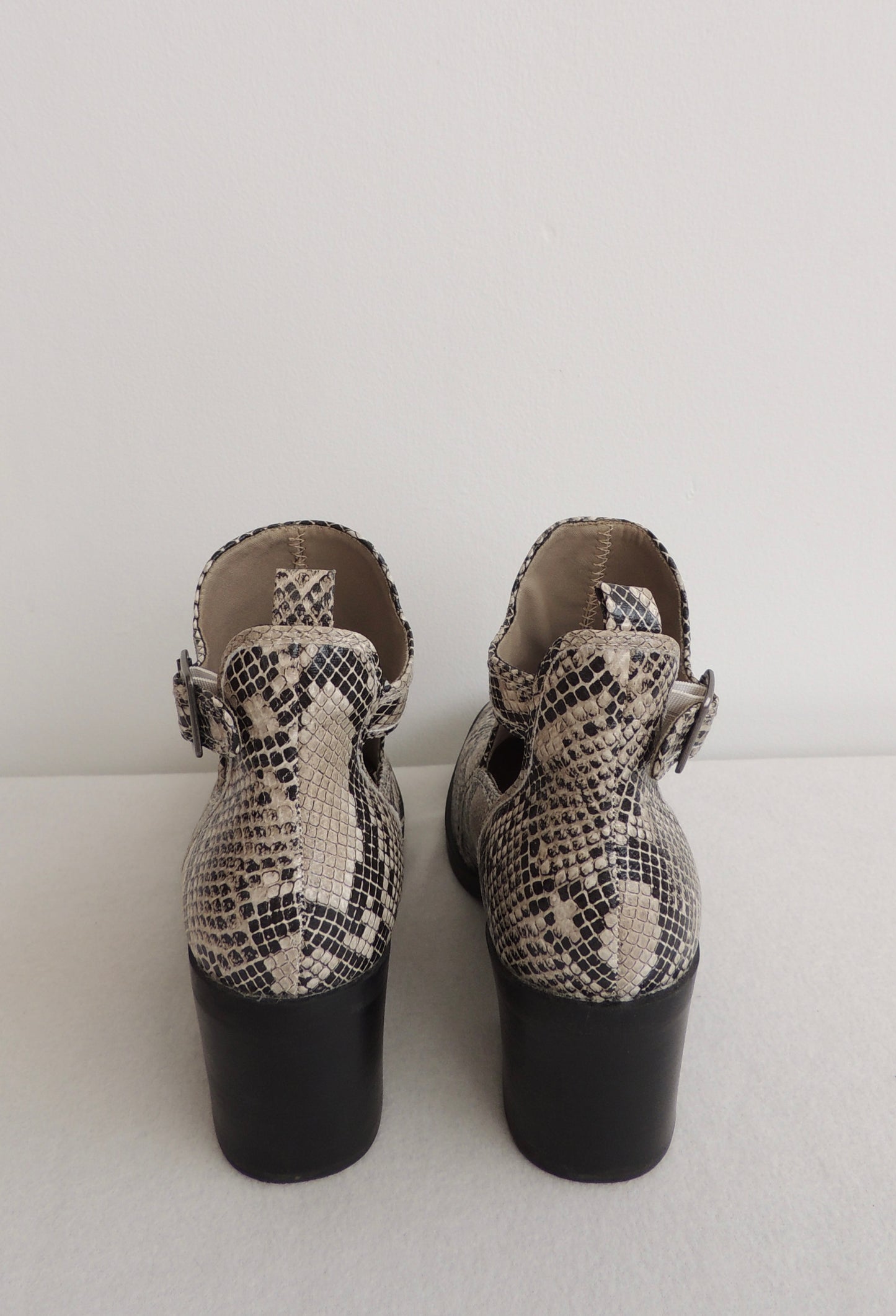 Botines Mia (talla 39)