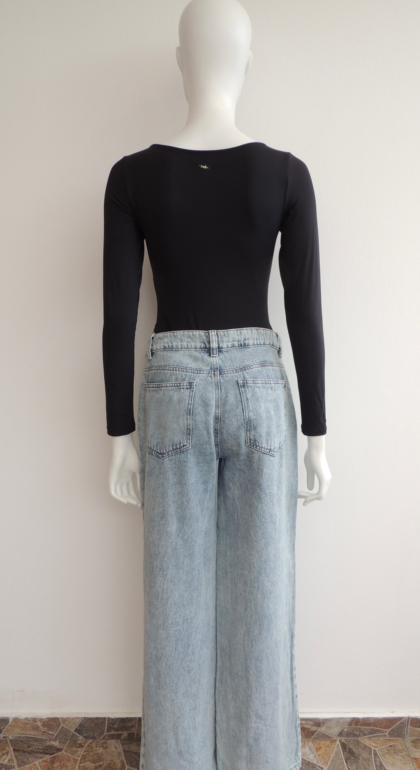 Jean Leonisa (talla 8)