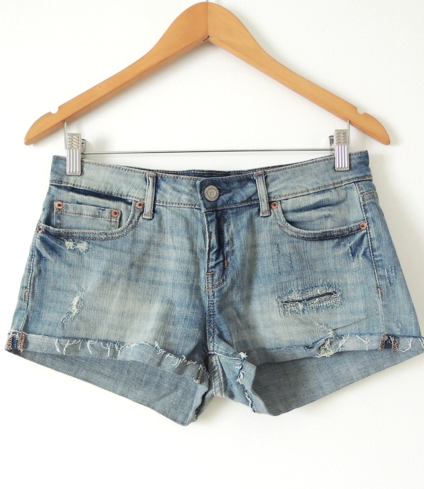 Short Aeropostale (talla 6)