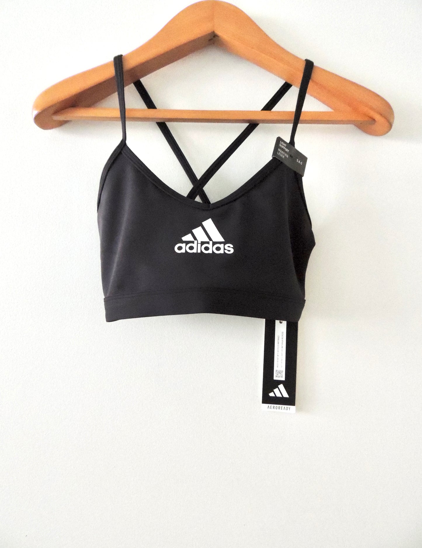 Top Adidas ( talla S (A-C), con etiqueta)
