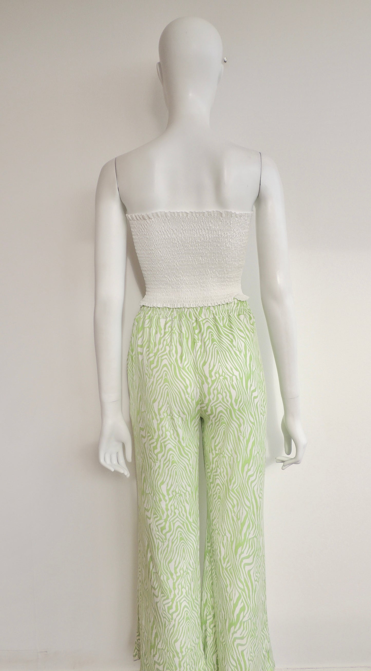 Pantalon sin marca (sin talla, como un S)