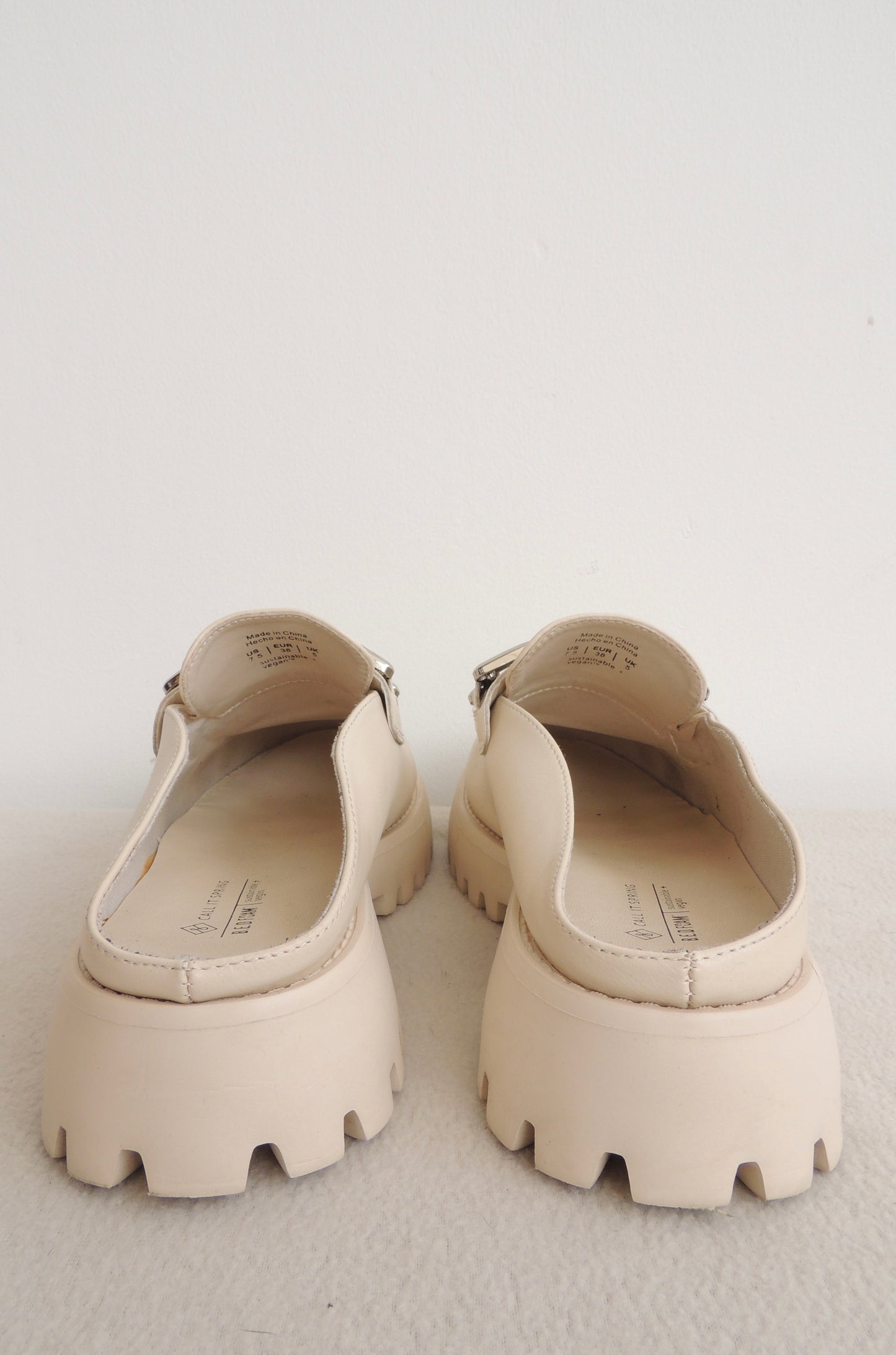 Zapatos Call It Spring (talla USA 7.5)
