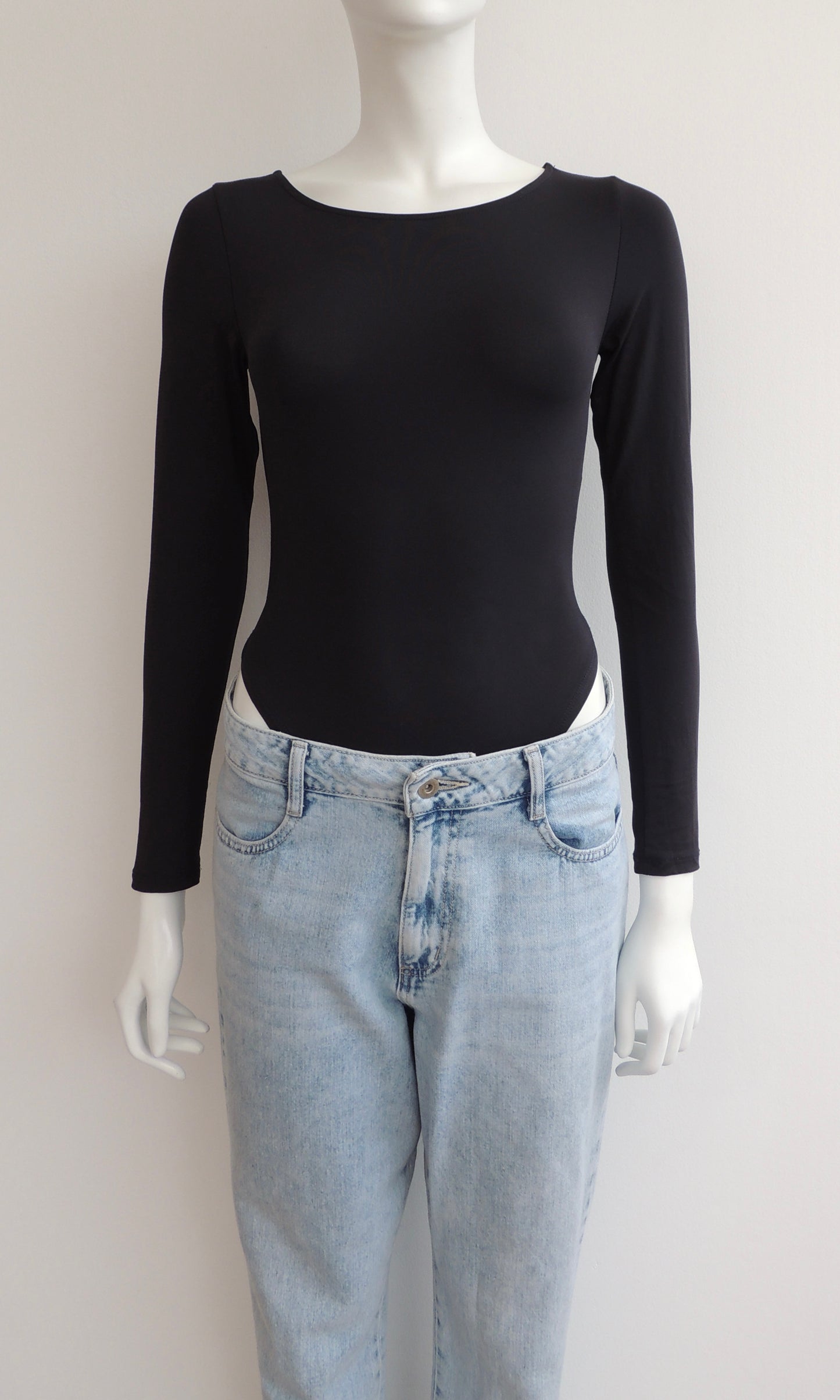 Jean Leonisa (talla EUR 40)