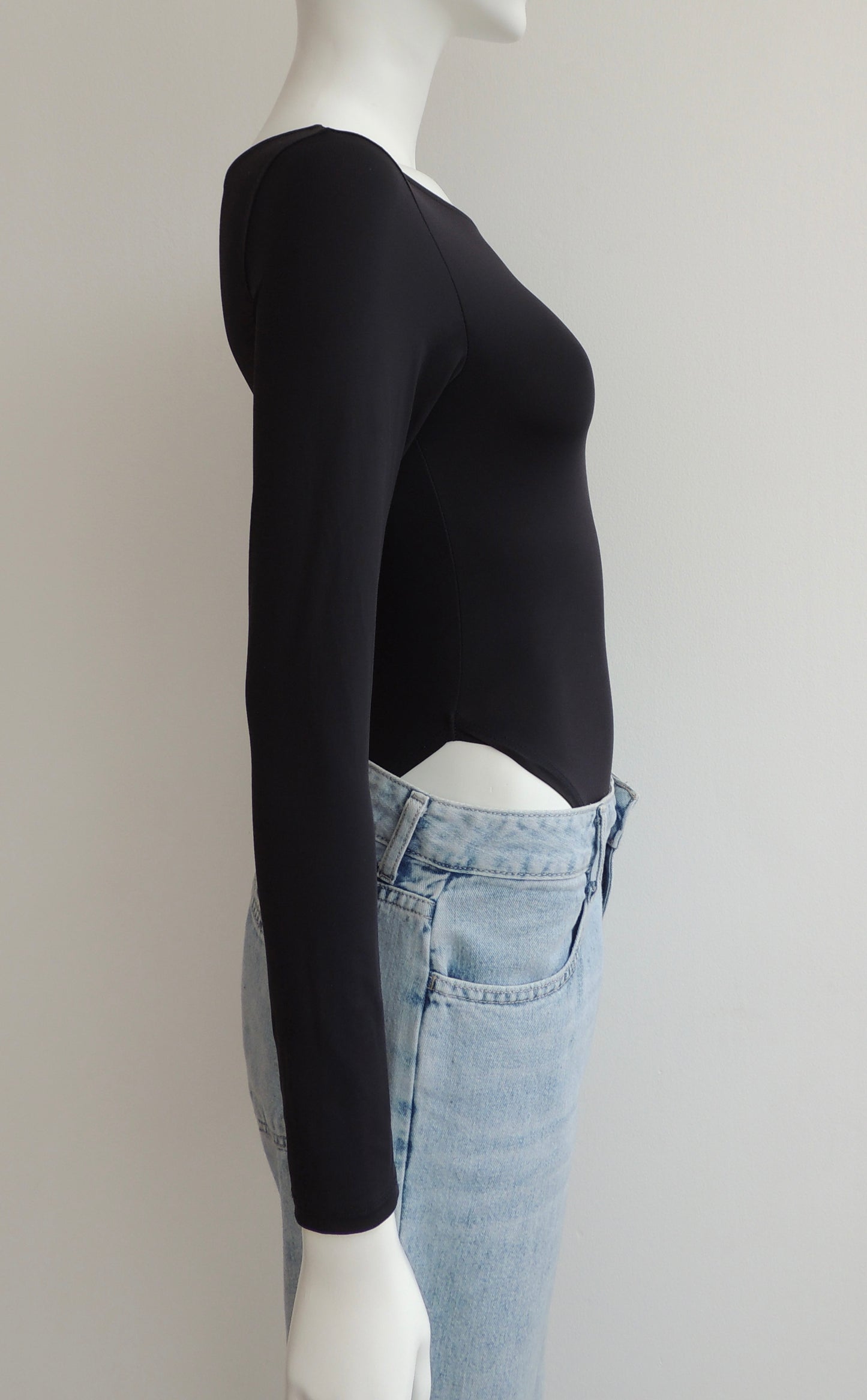 Jean Leonisa (talla EUR 40)