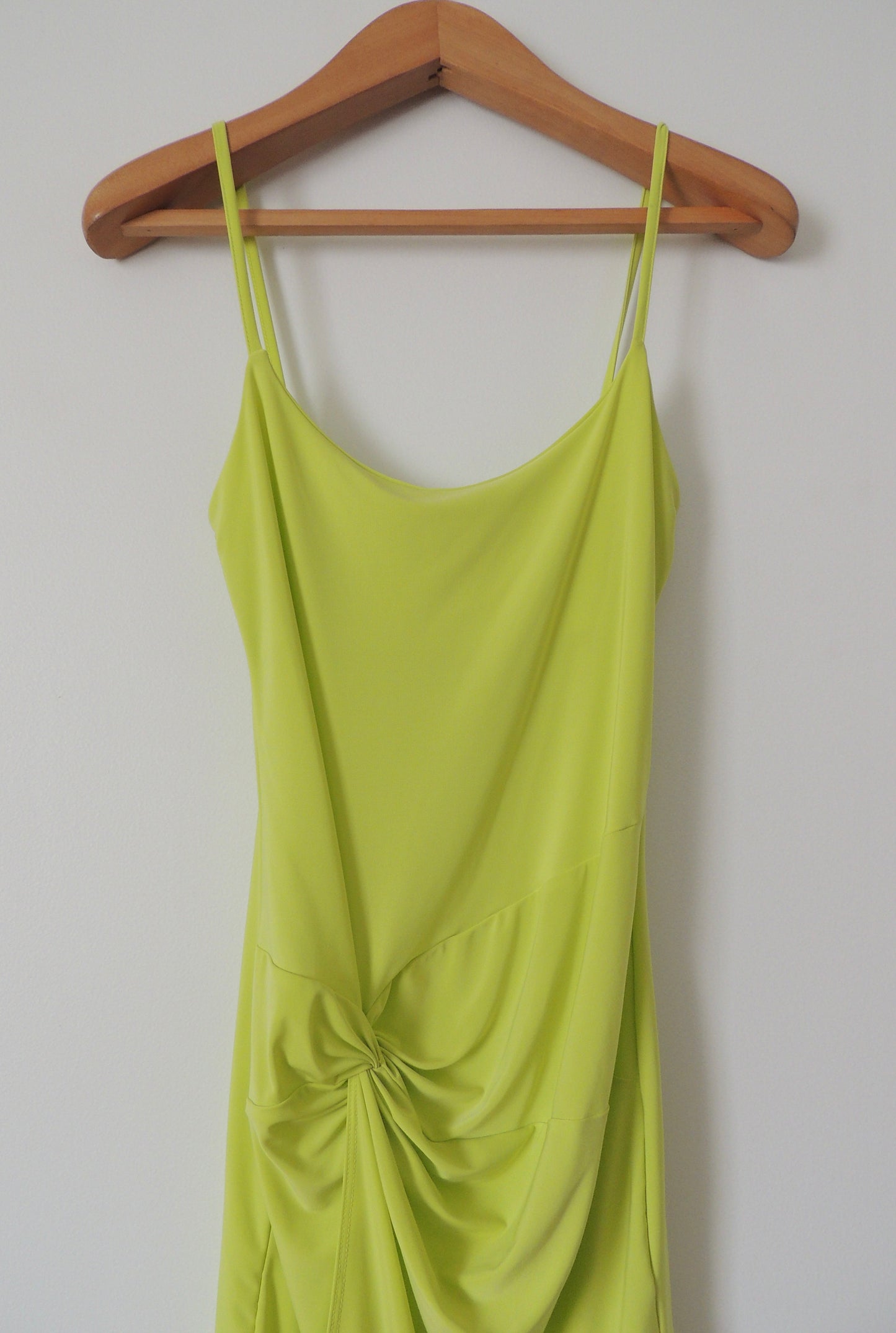 Vestido PrettyLittleThing (talla EUR 38 = USA 6)