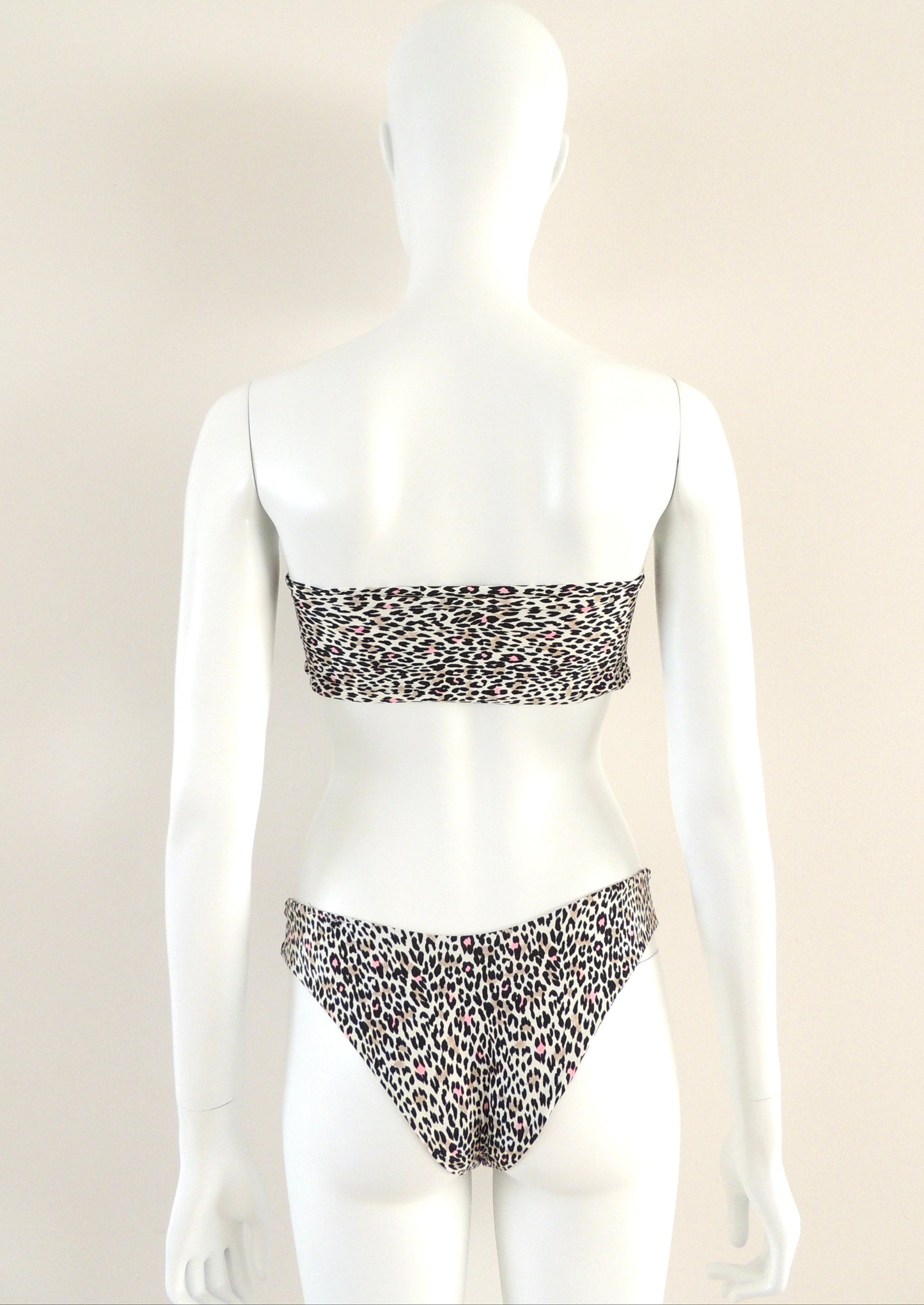 Conjunto Bikini sin marca (sin talla, como un M)