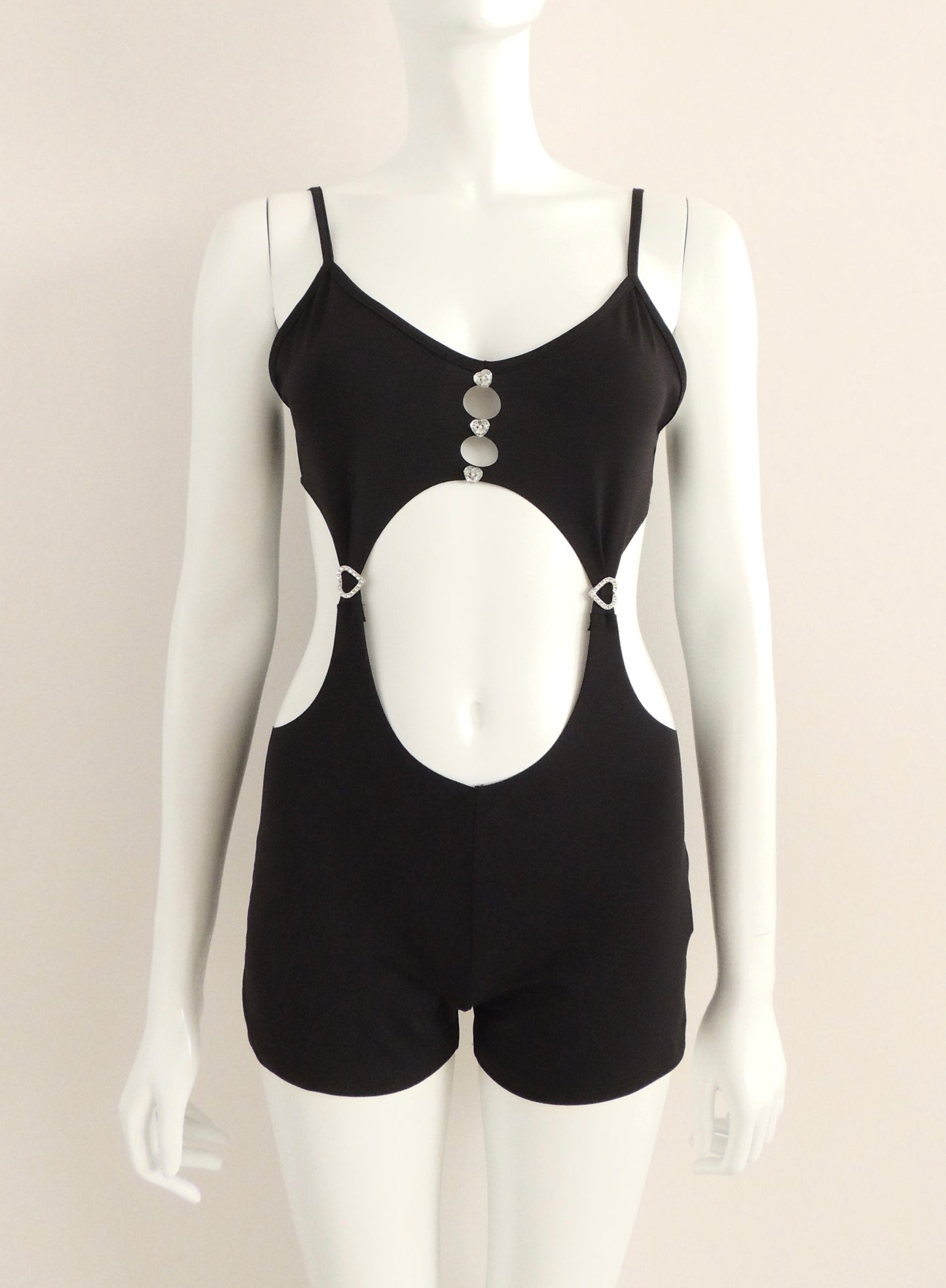 Enterizo Shein (talla M, sin uso)