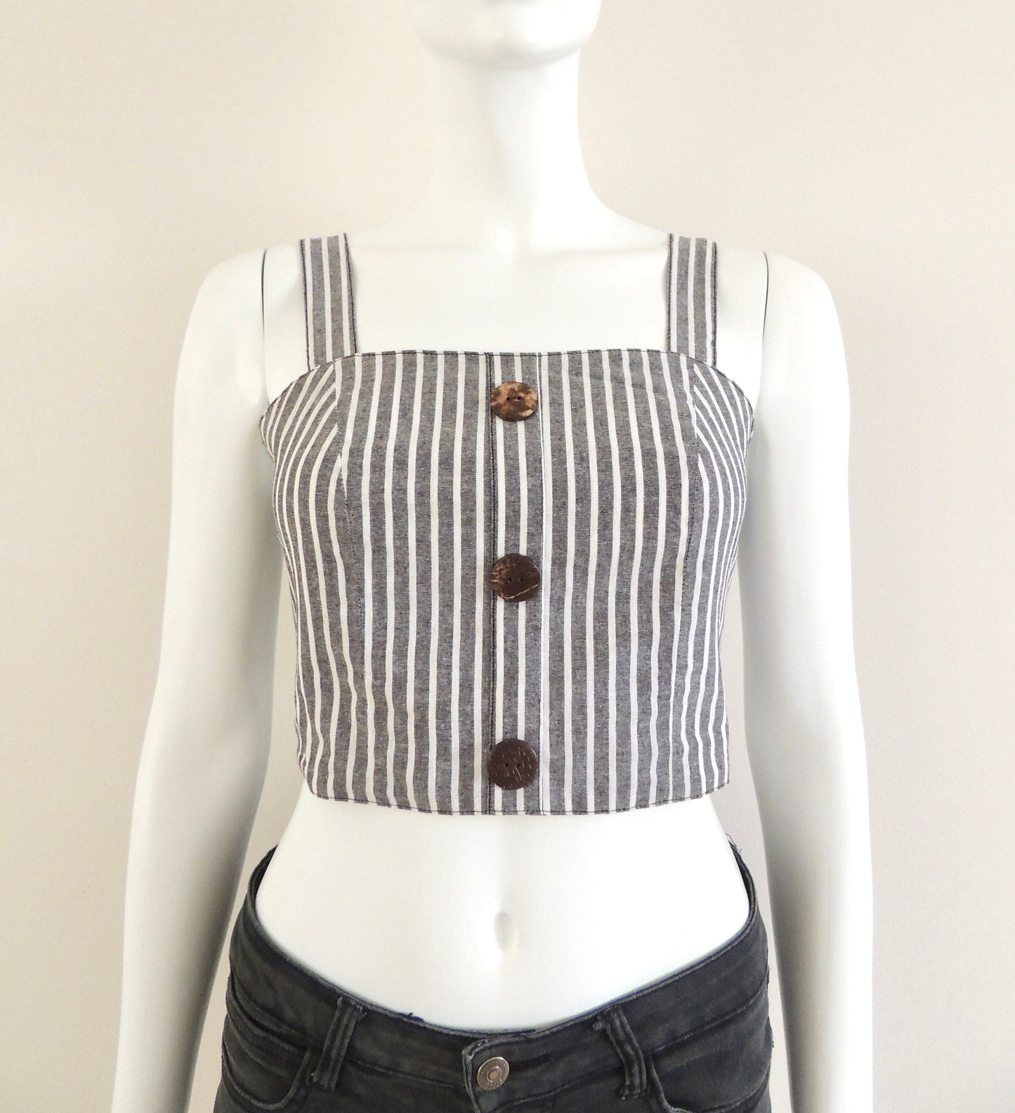 Top Dunkelvolk (talla S, sin uso)