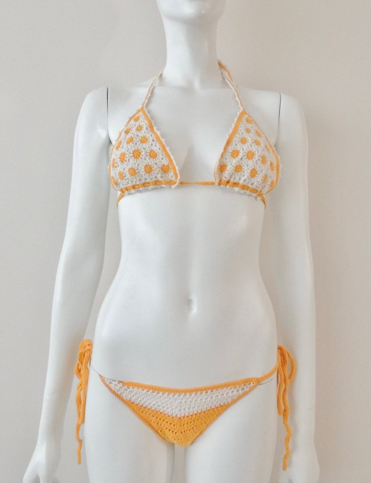 Conjunto Bikini Sfera (talla M, sin uso)