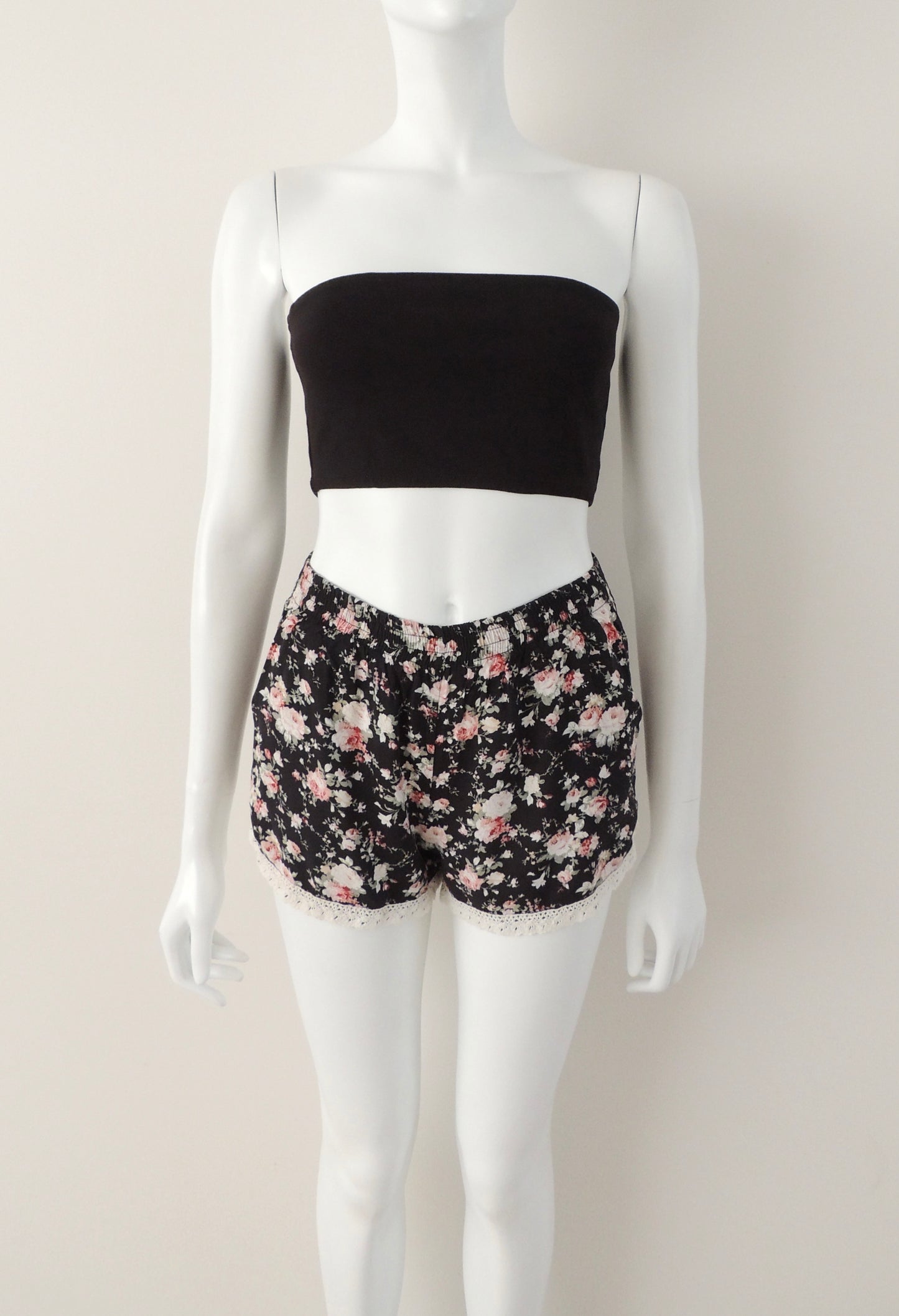 Short María (sin talla, como un S)