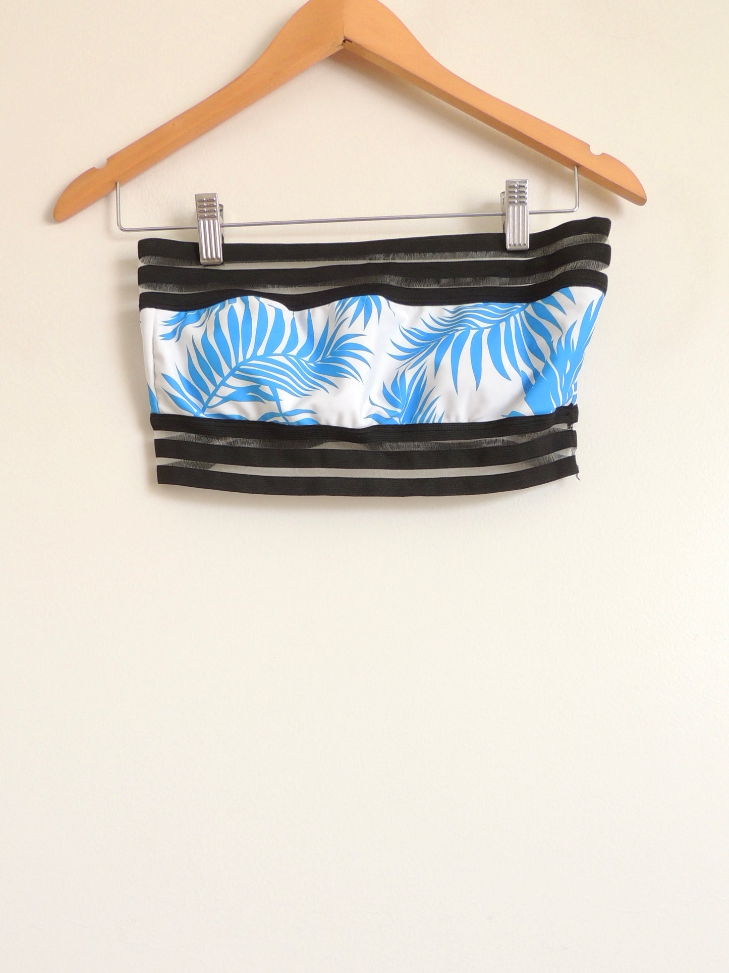 Conjunto Bikini Shein (talla M, sin uso)