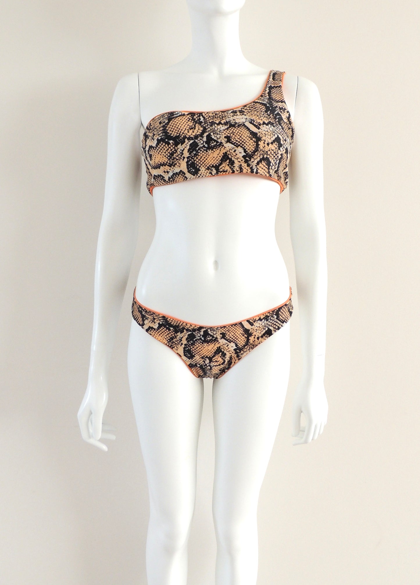 Bikini sin marca (sin talla, como un M grande)