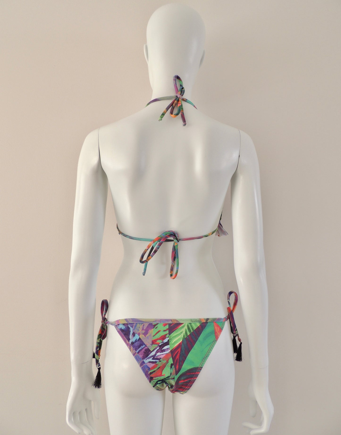 Conjunto Bikini sin marca (sin talla, como un M grande)