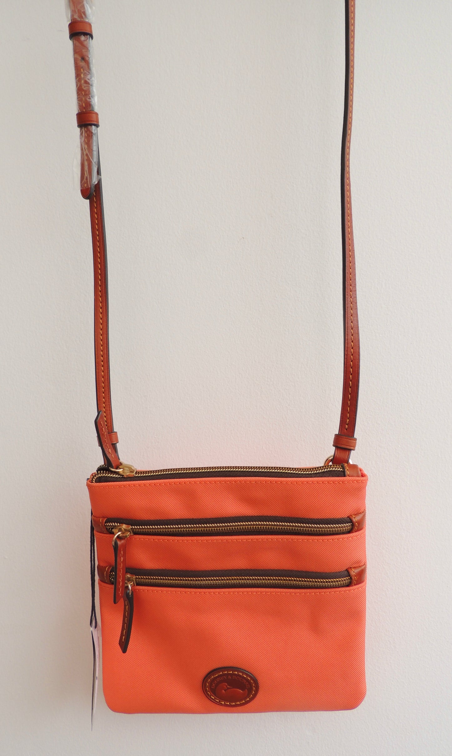 Cartera Dooney & Bourke (con etiqueta)
