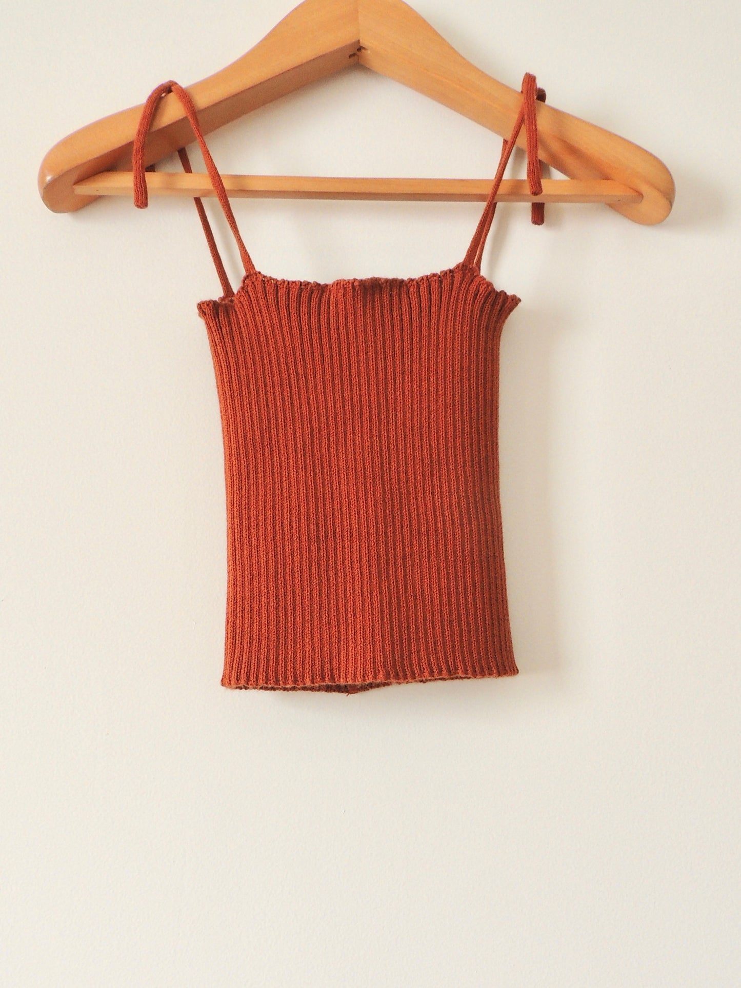 Top sin marca (sin talla, como un S, sin uso)