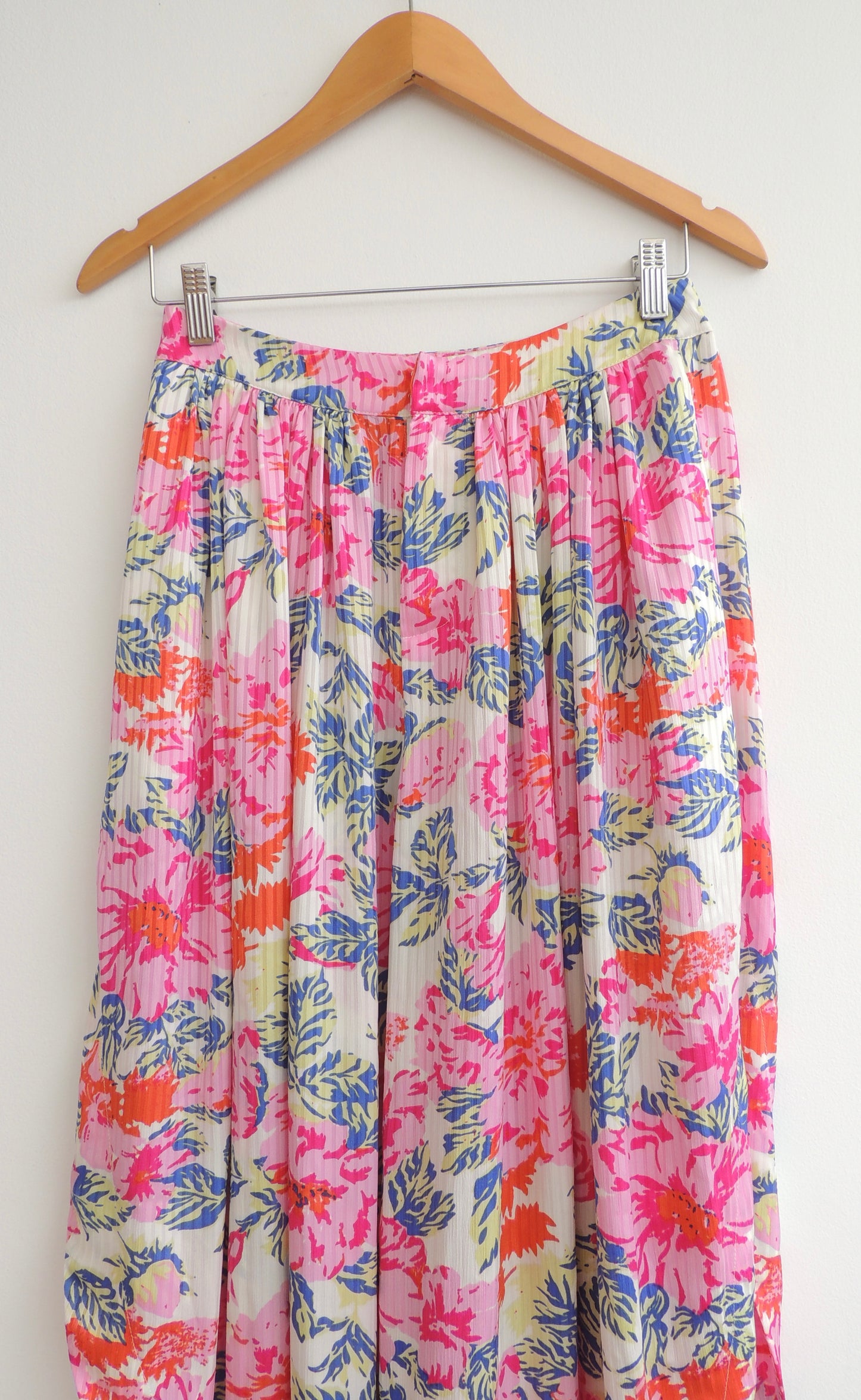 Pantalón Forever 21 (talla S)