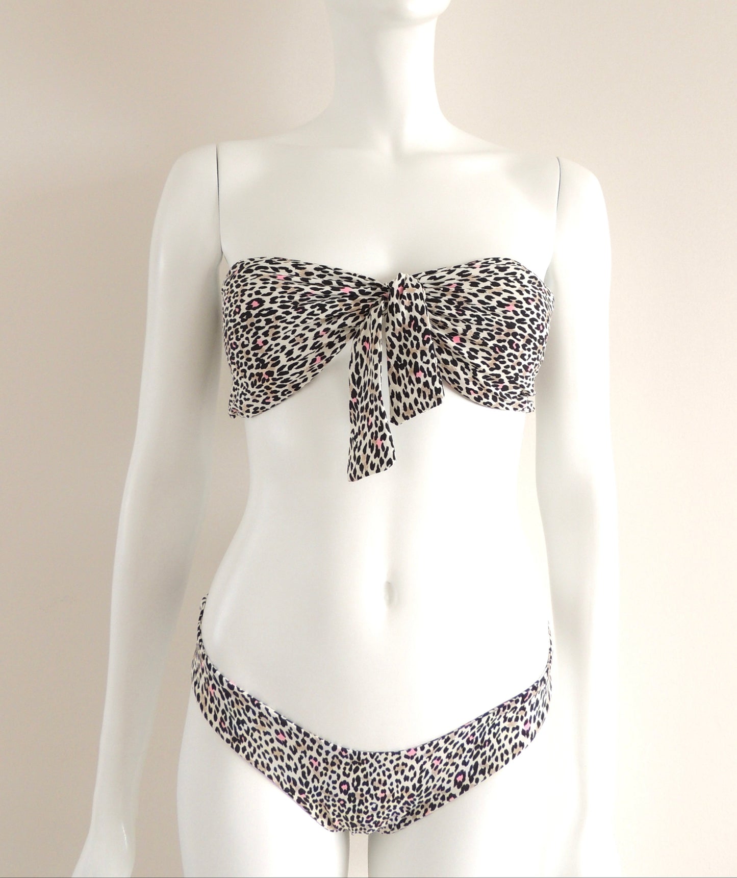 Conjunto Bikini sin marca (sin talla, como un M)