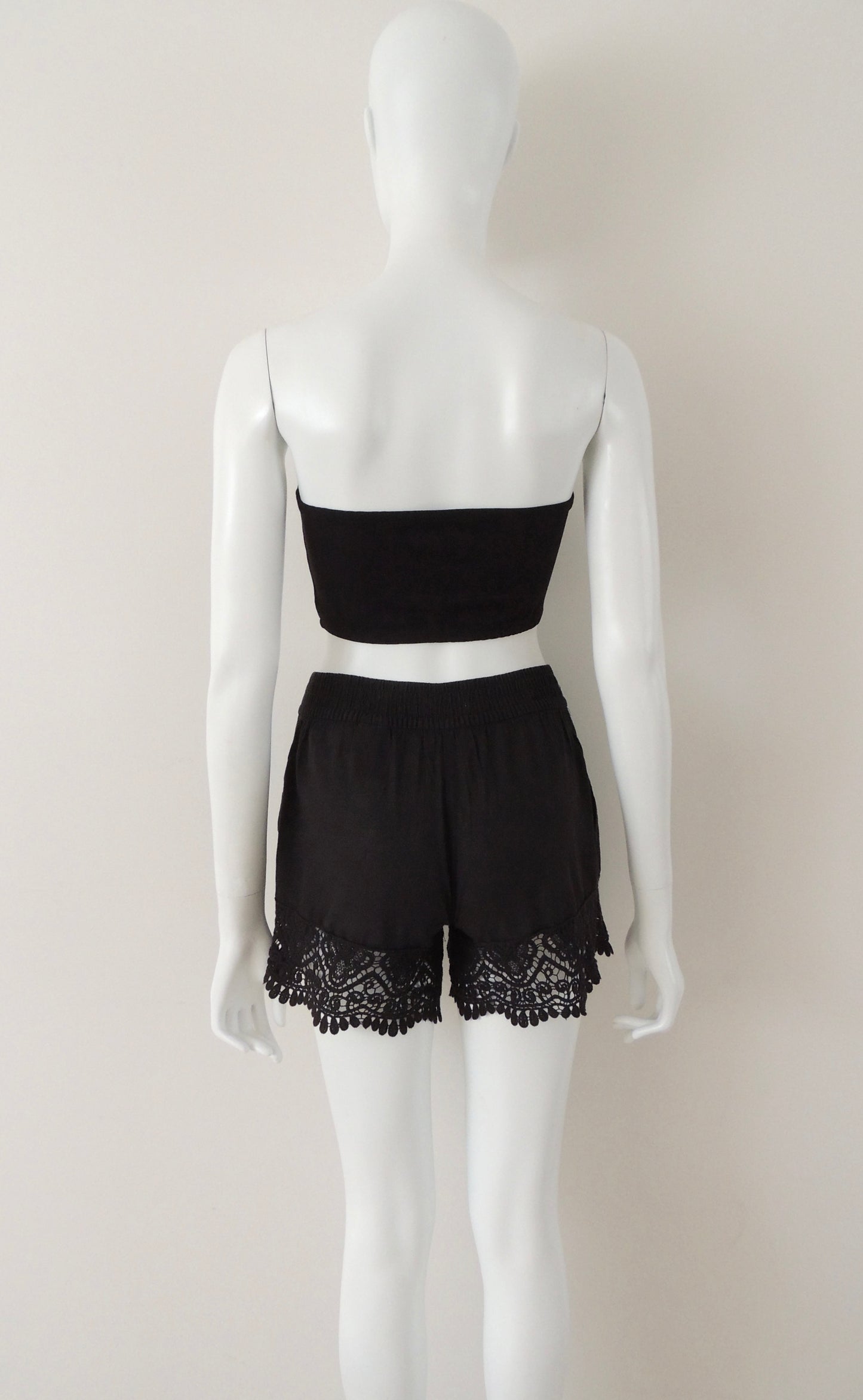 Short H&M (talla EUR 34)