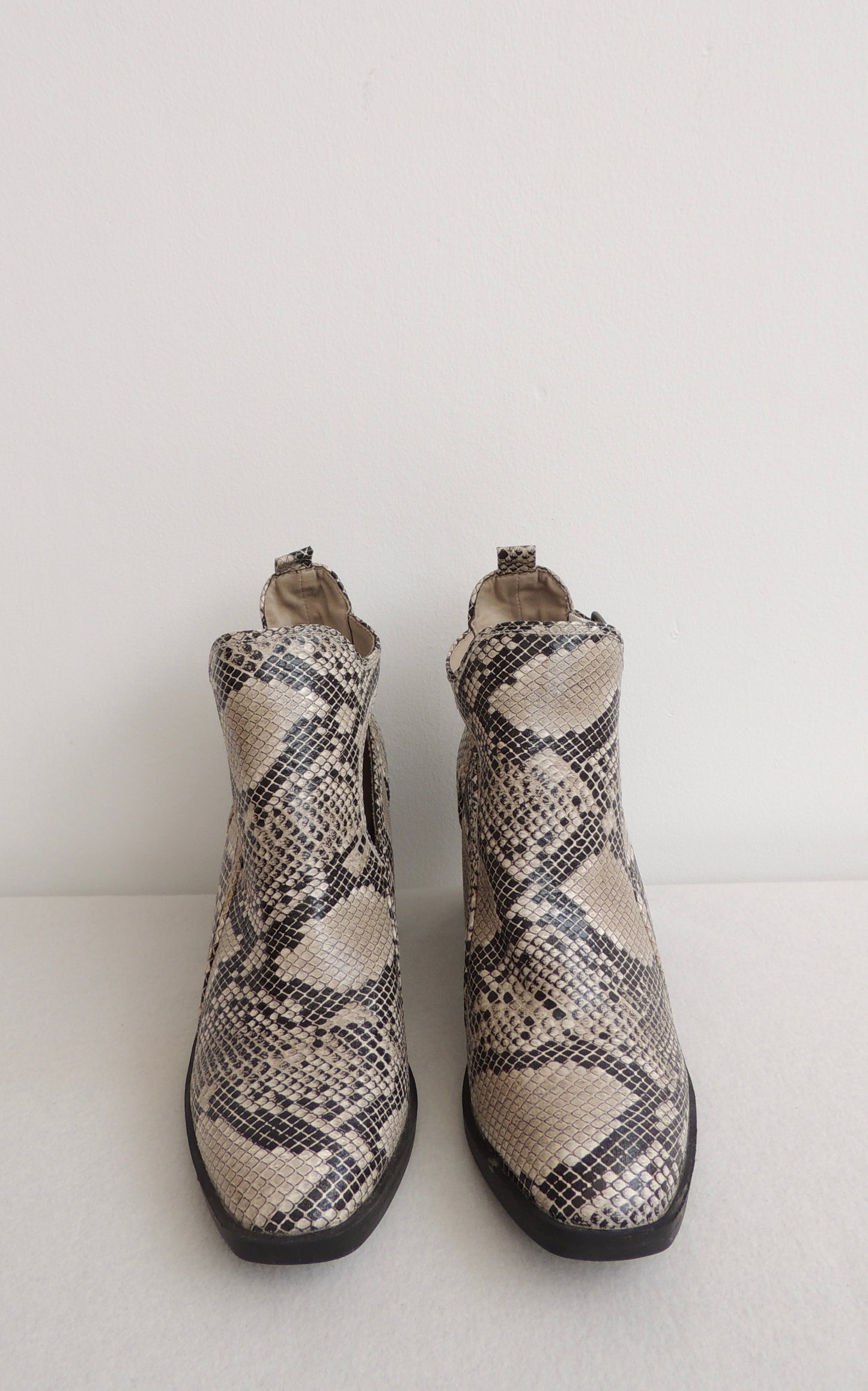 Botines Mia (talla 39)